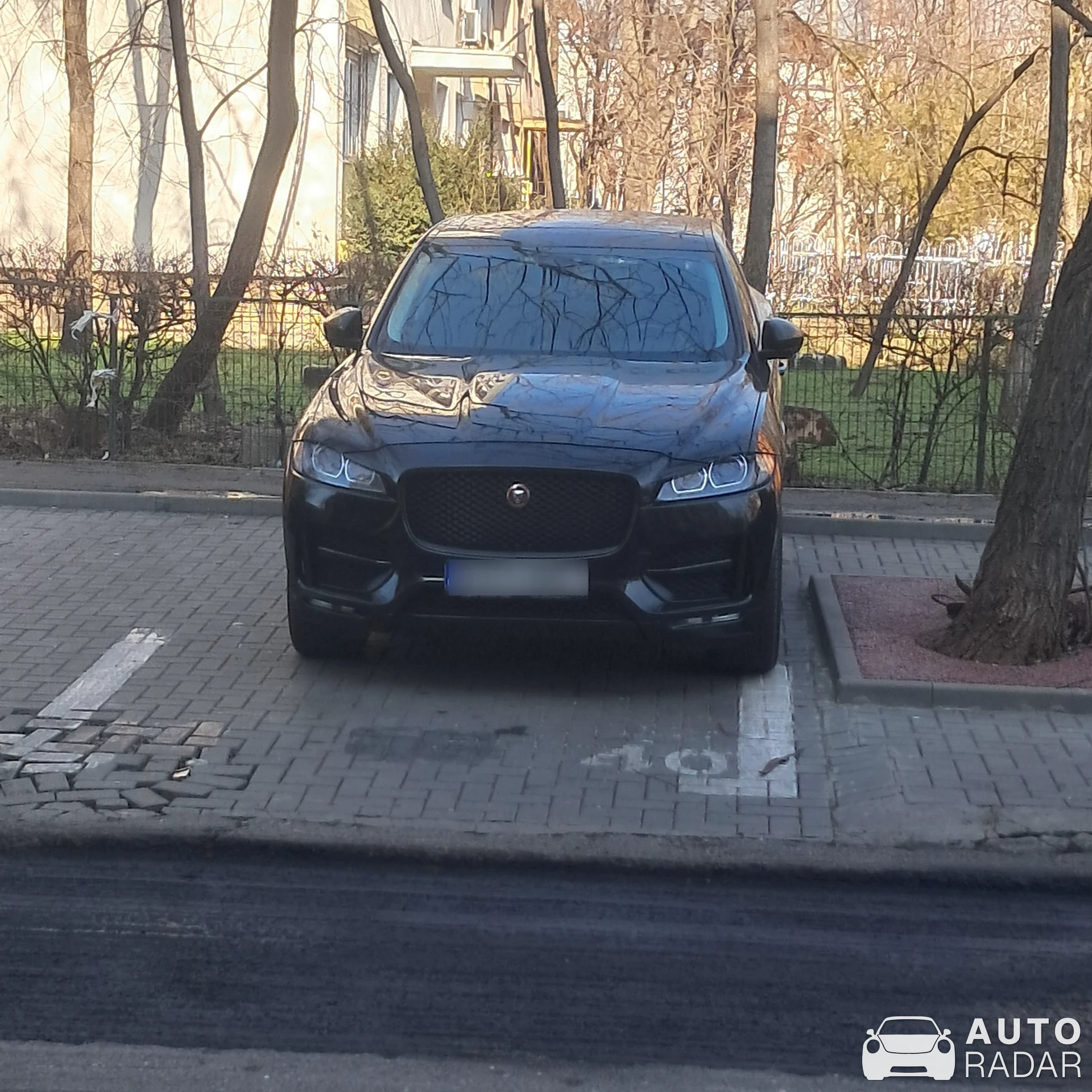 Jaguar F-PACE spotted in București, Румыния