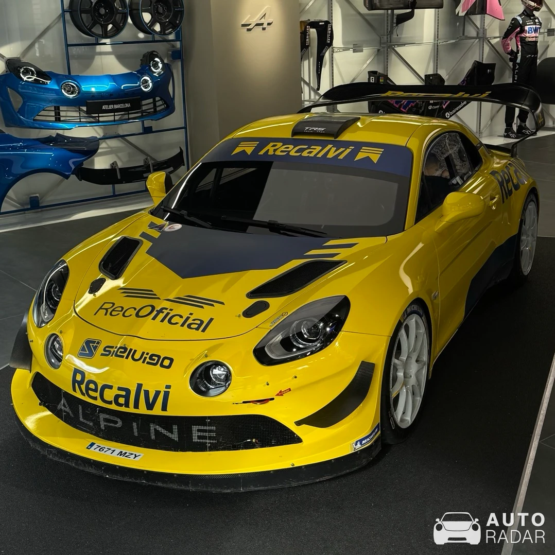 Alpine A110 R spotted in Barcelona, España