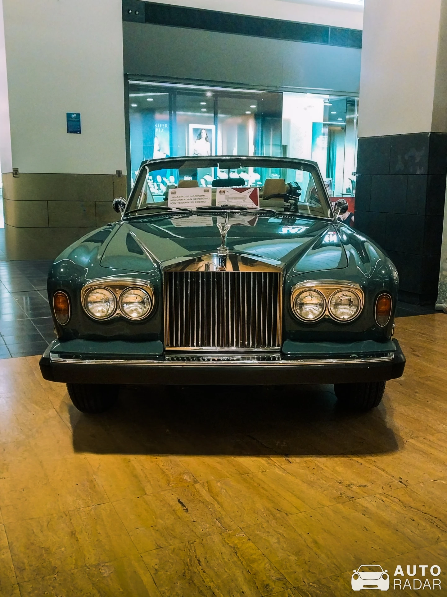 Rolls-Royce Corniche spotted in Melikgazi, Türkiye