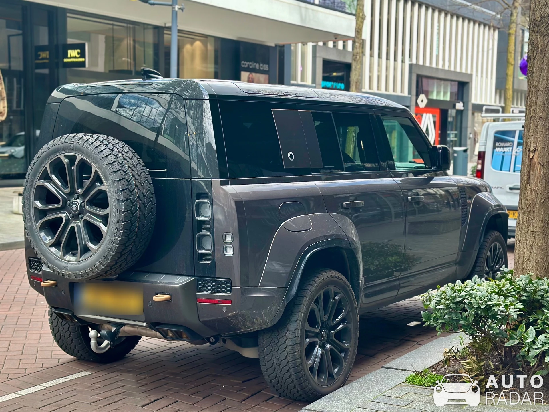 Land Rover Defender Octa spotted in Rotterdam