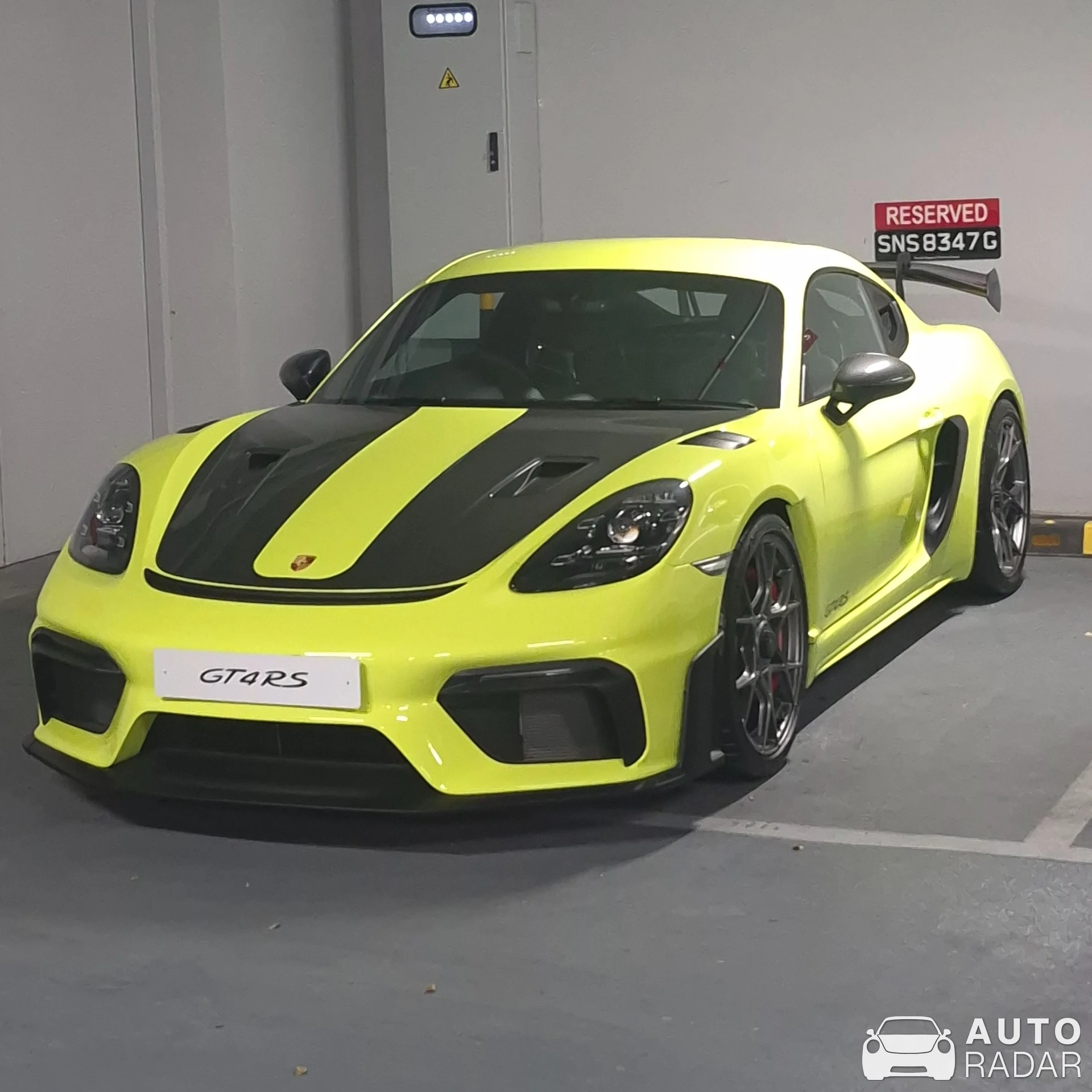 Porsche 718 Cayman GT4 RS spotted in Singapore, Singapore
