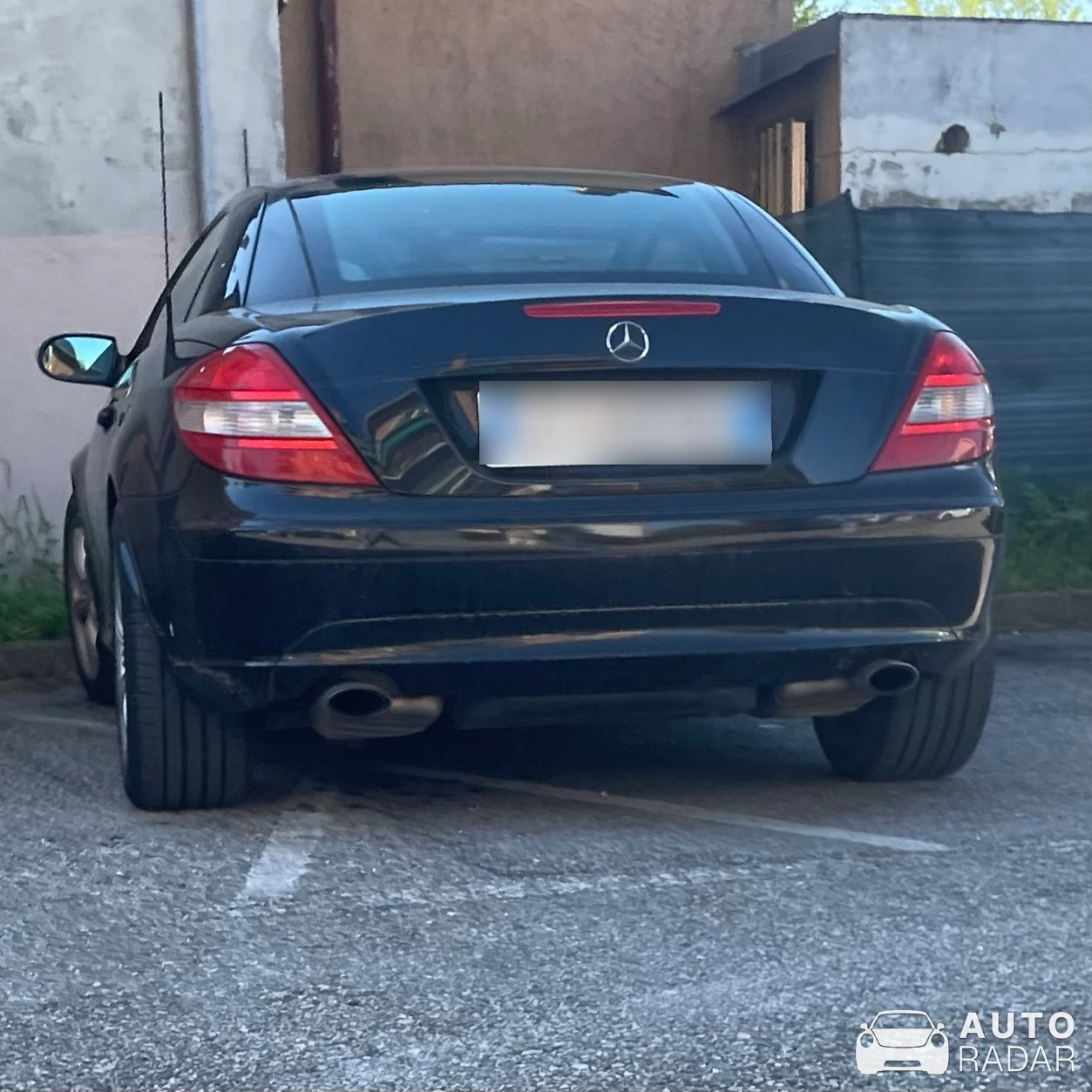 Mercedes-Benz SLK spotted in Martellago