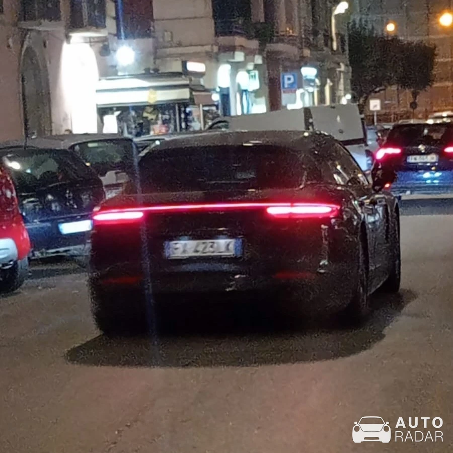 Porsche Panamera GTS spotted in Bari, Italy