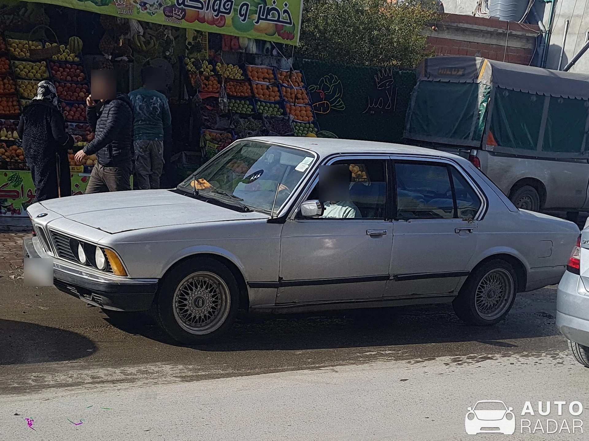 BMW 745i E23 spotted in Algiers