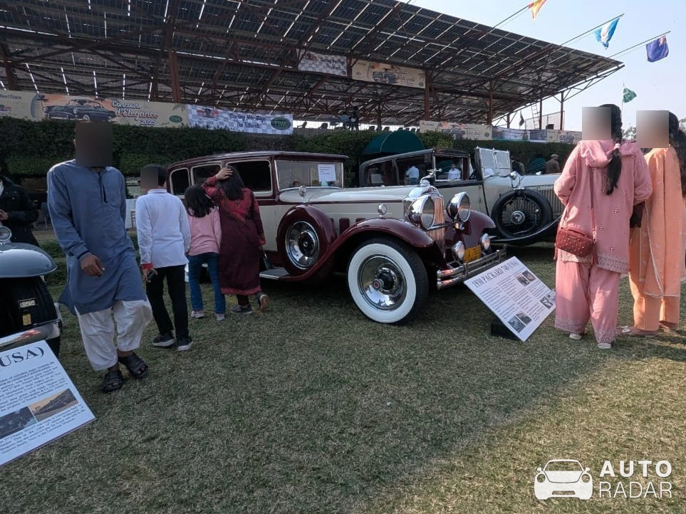 Packard 745 spotted in Lahore