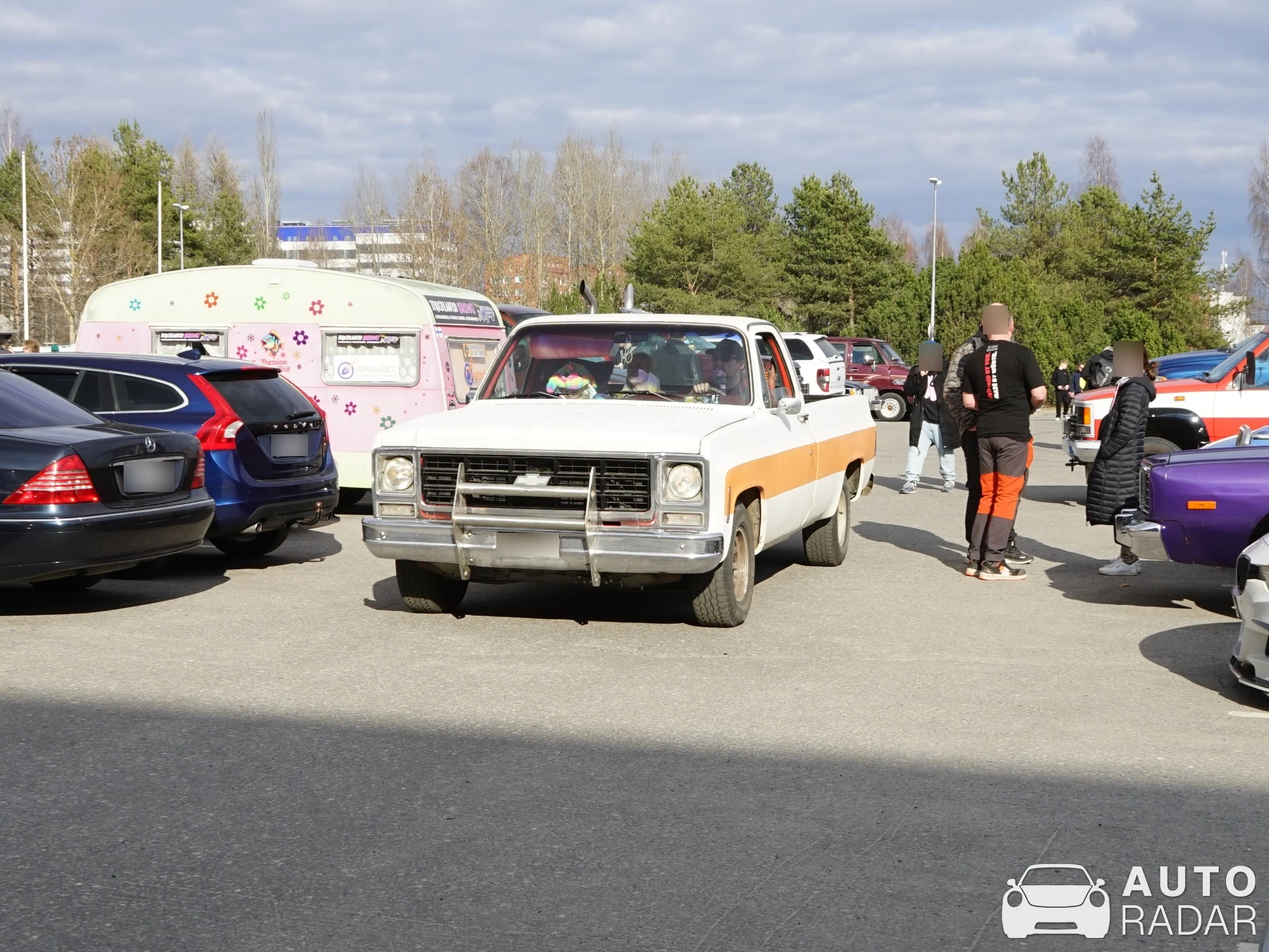 Chevrolet C20 spotted in Oulu