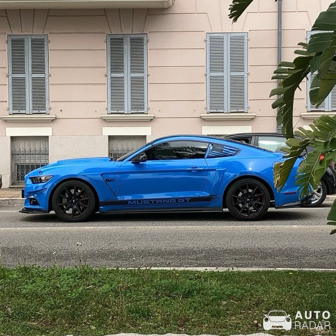 Ford Mustang Shelby GT350 2015 spotted in Nice