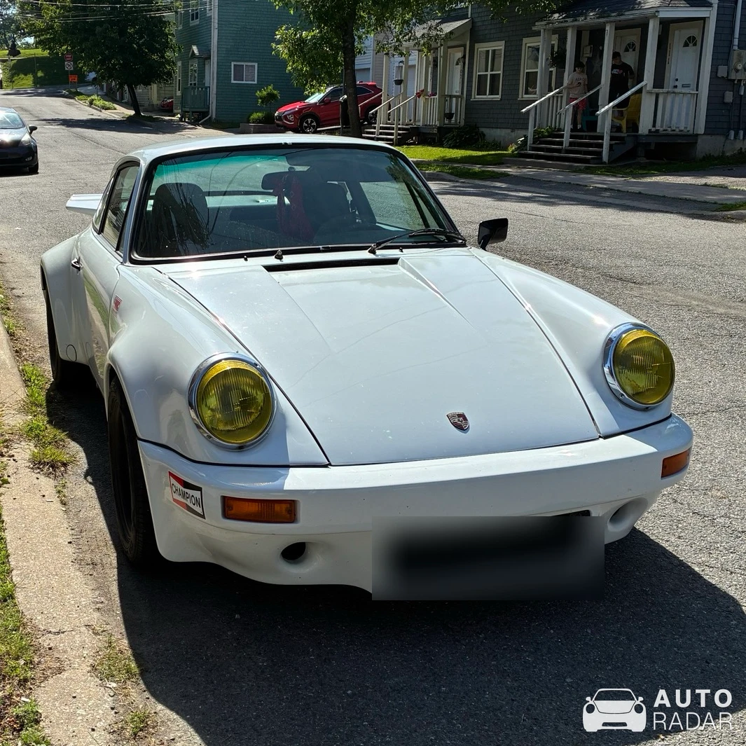 Porsche 930 Turbo spotted in Saint John