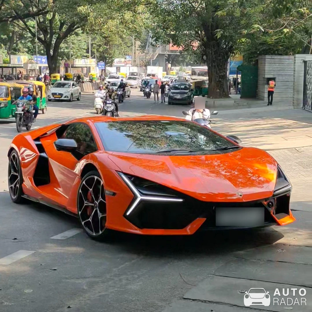 Lamborghini Revuelto spotted in Bengaluru, India