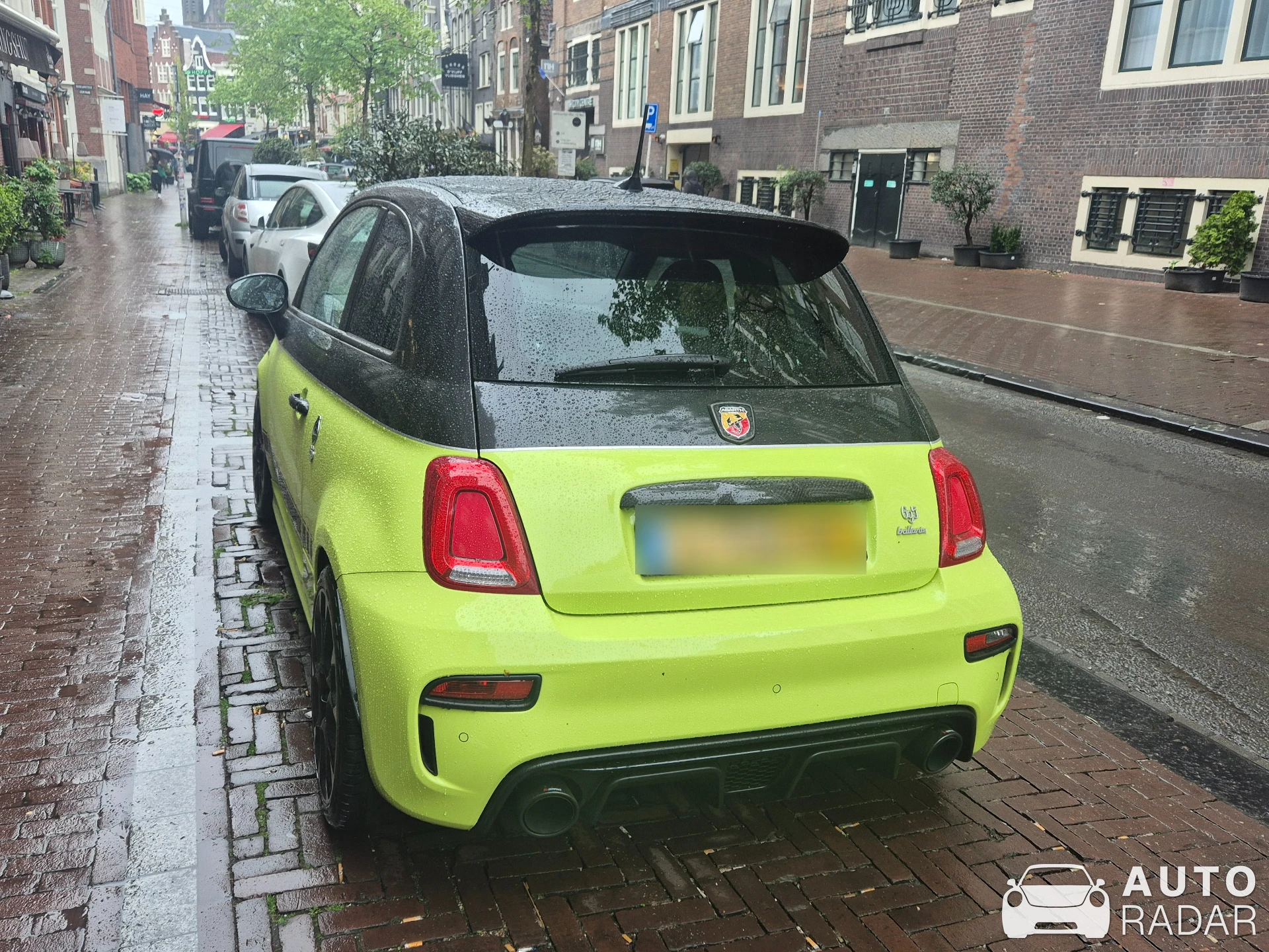 Abarth 695 Competizione spotted in Amsterdam