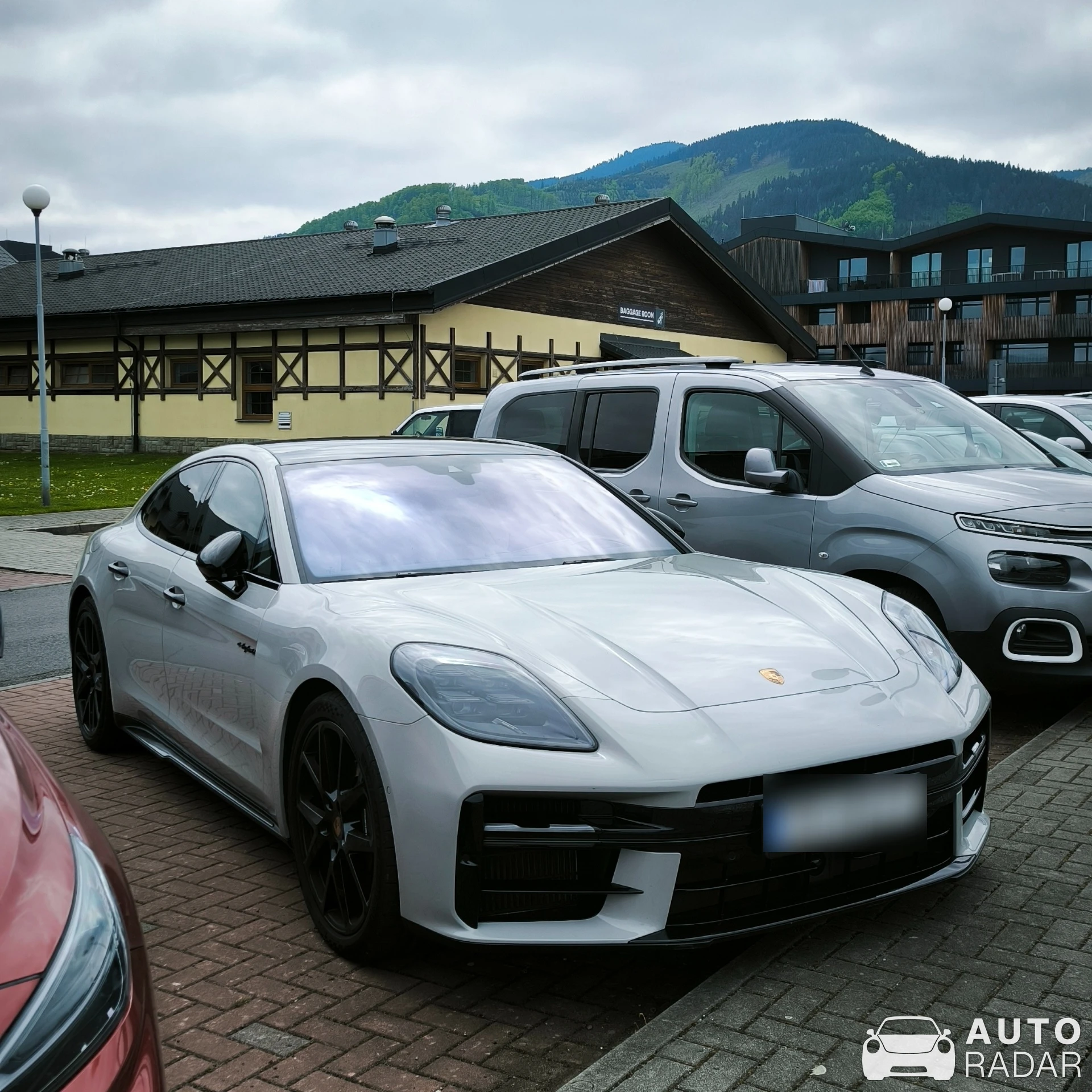 Porsche 972 Panamera 4S spotted in Čeladná