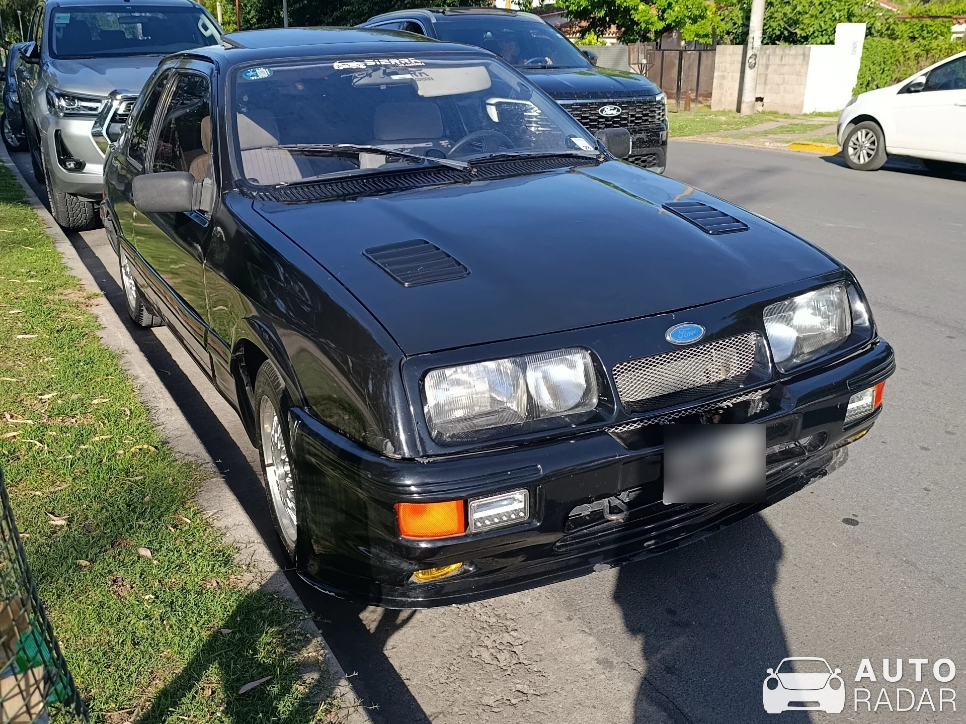 Ford Sierra RS Cosworth spotted in Villa Carlos Paz