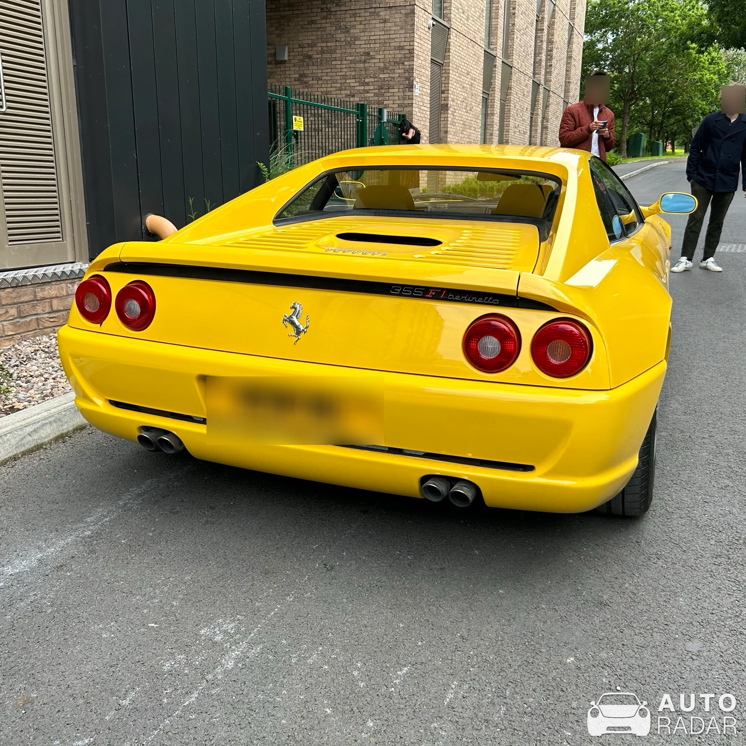 Ferrari F355 F1 Berlinetta spotted