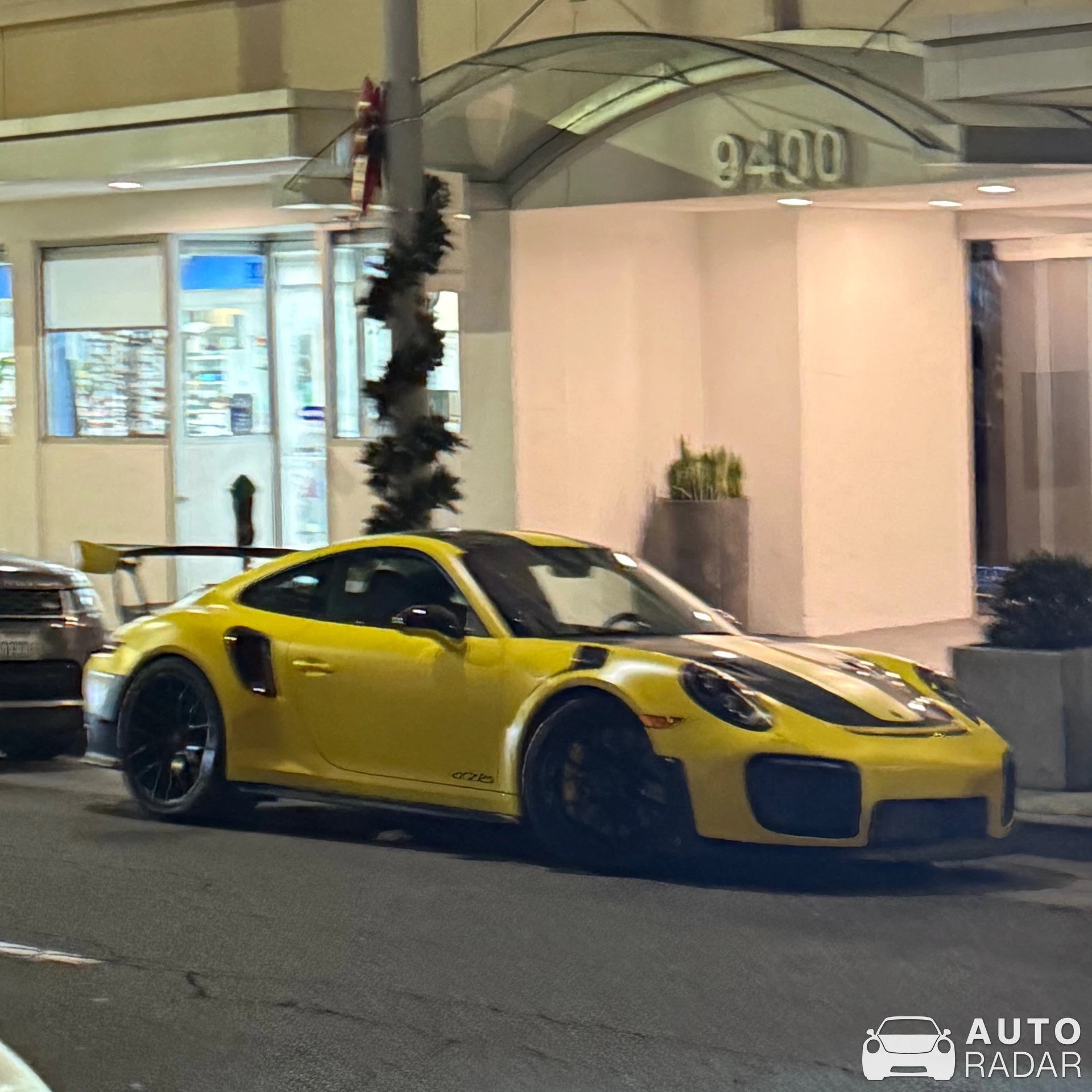 Porsche 991 GT2 RS spotted in Beverly Hills, United States