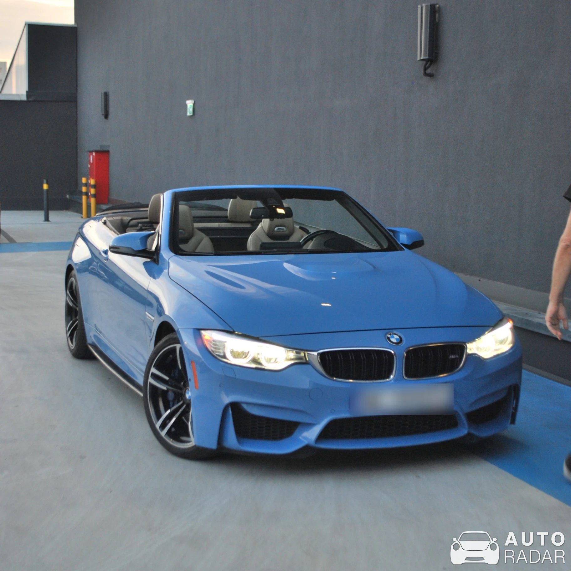 BMW M4 F83 Convertible spotted in Warszawa, Poland