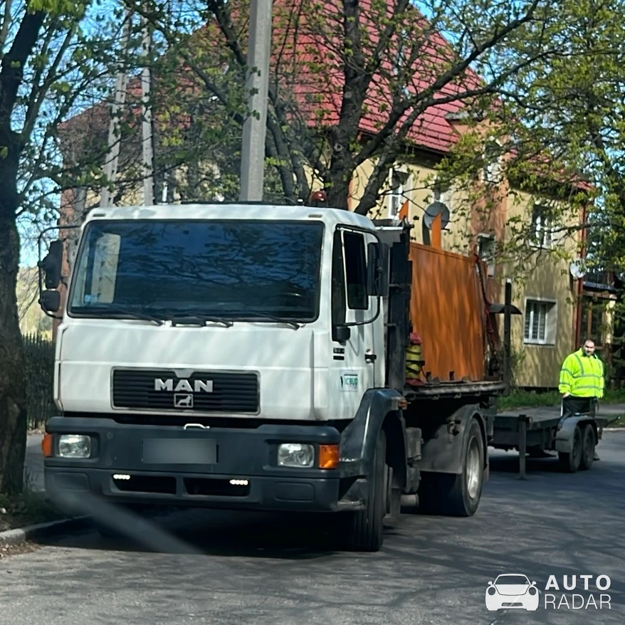 MAN L2000 8.113 spotted in Wałbrzych