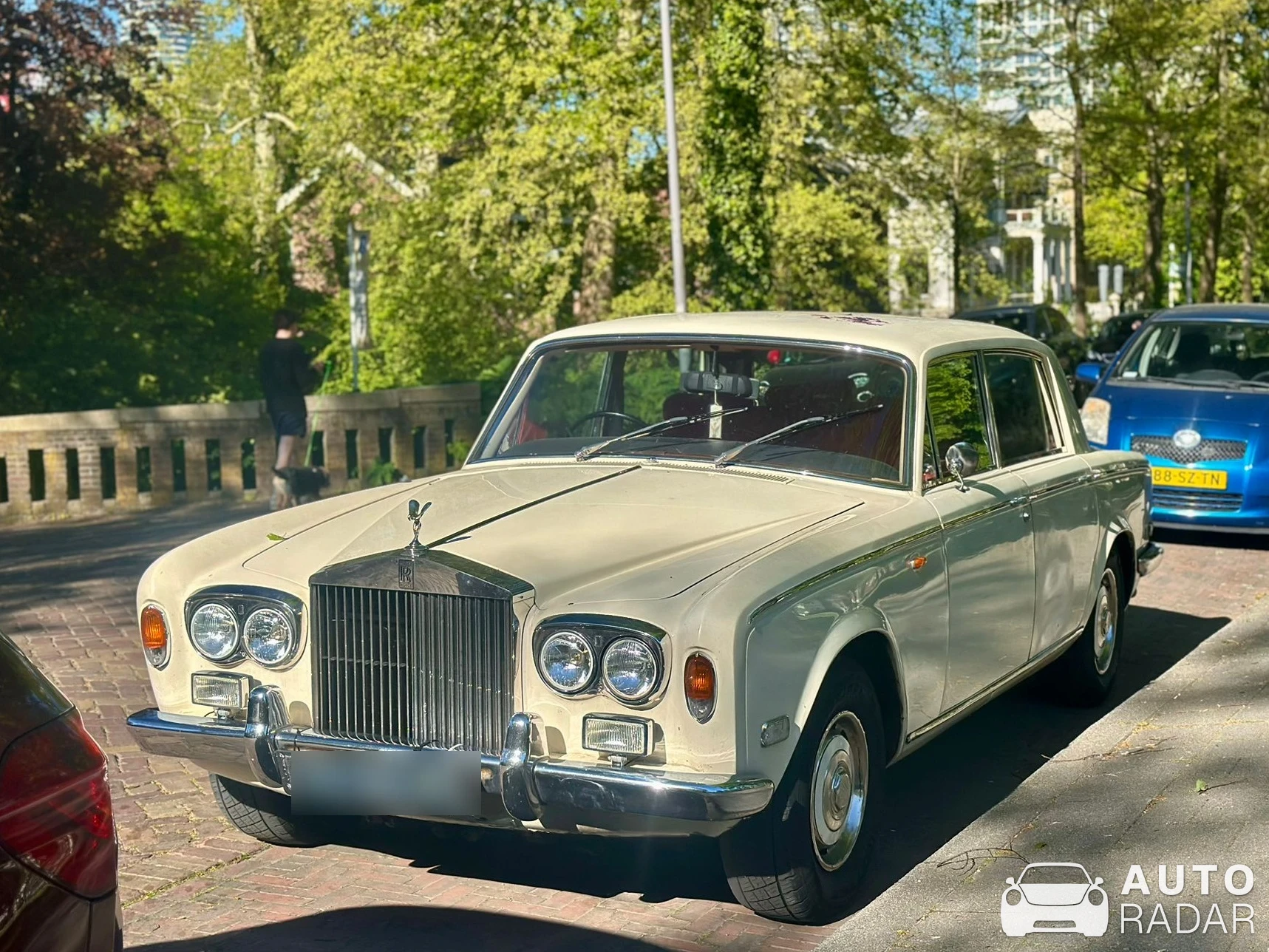 Rolls-Royce Silver Shadow II spotted in Rotterdam
