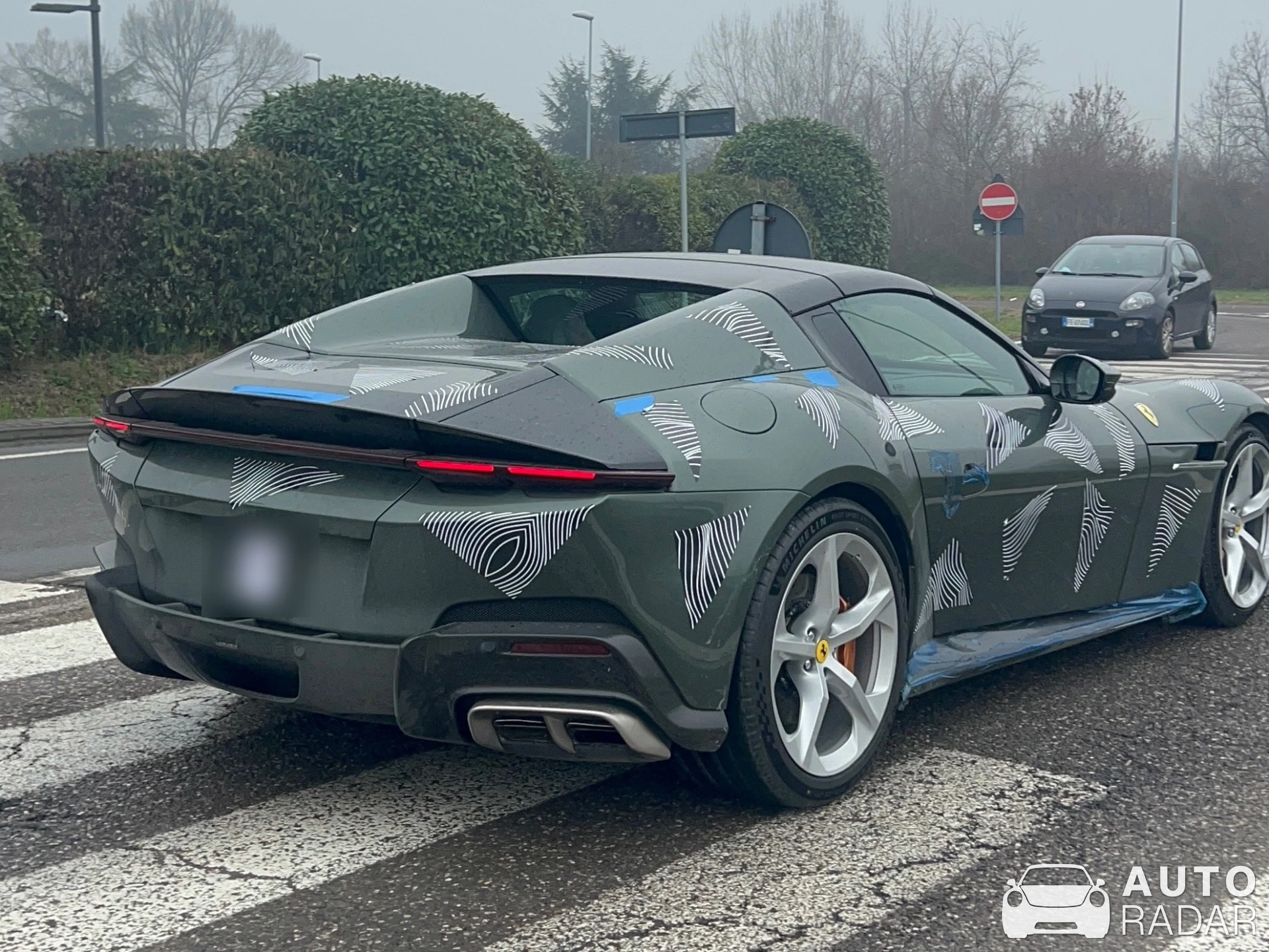 Ferrari 12Cilindri Spider Mule spotted in Maranello