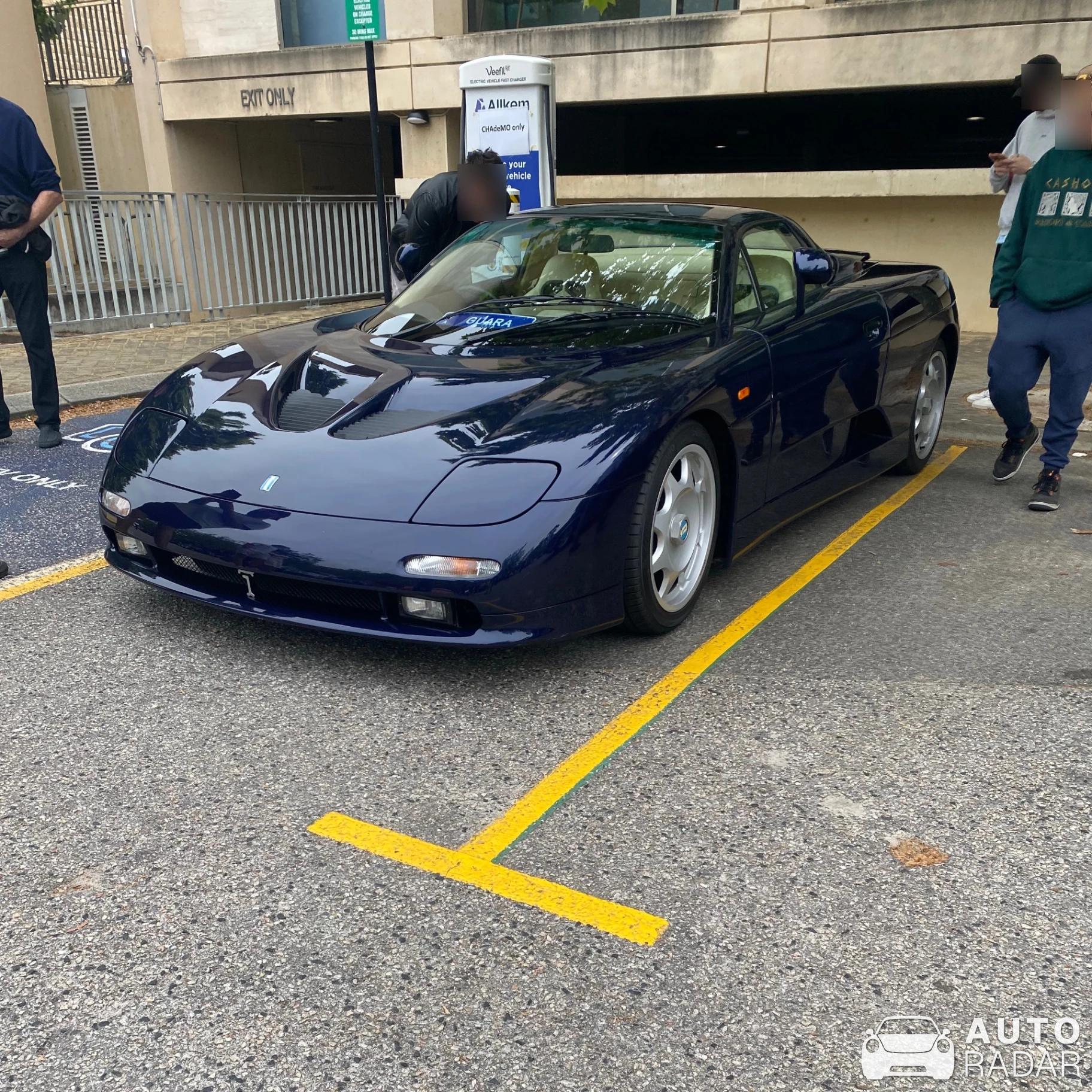 De Tomaso Guara Coupe spotted in Crawley