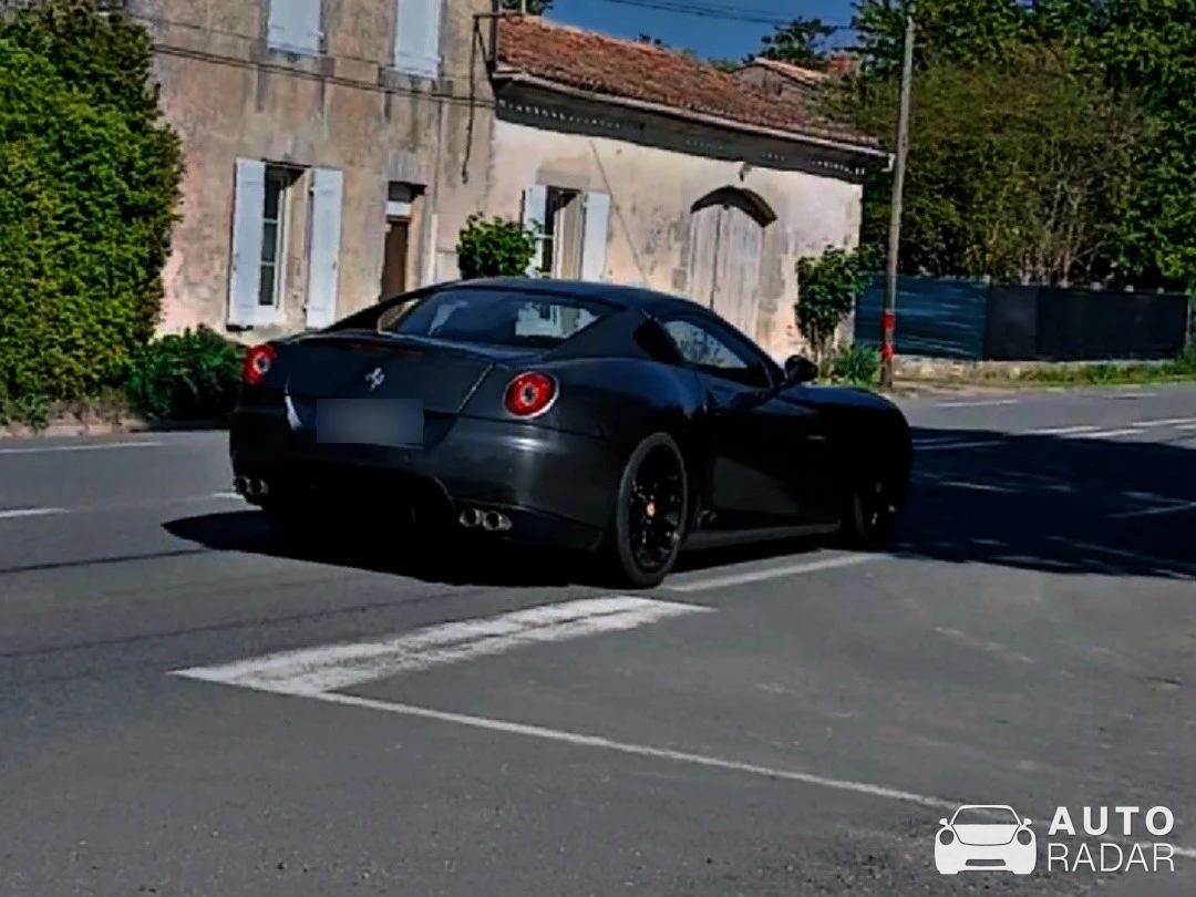 Ferrari 599 GTB Fiorano spotted in Bécheresse