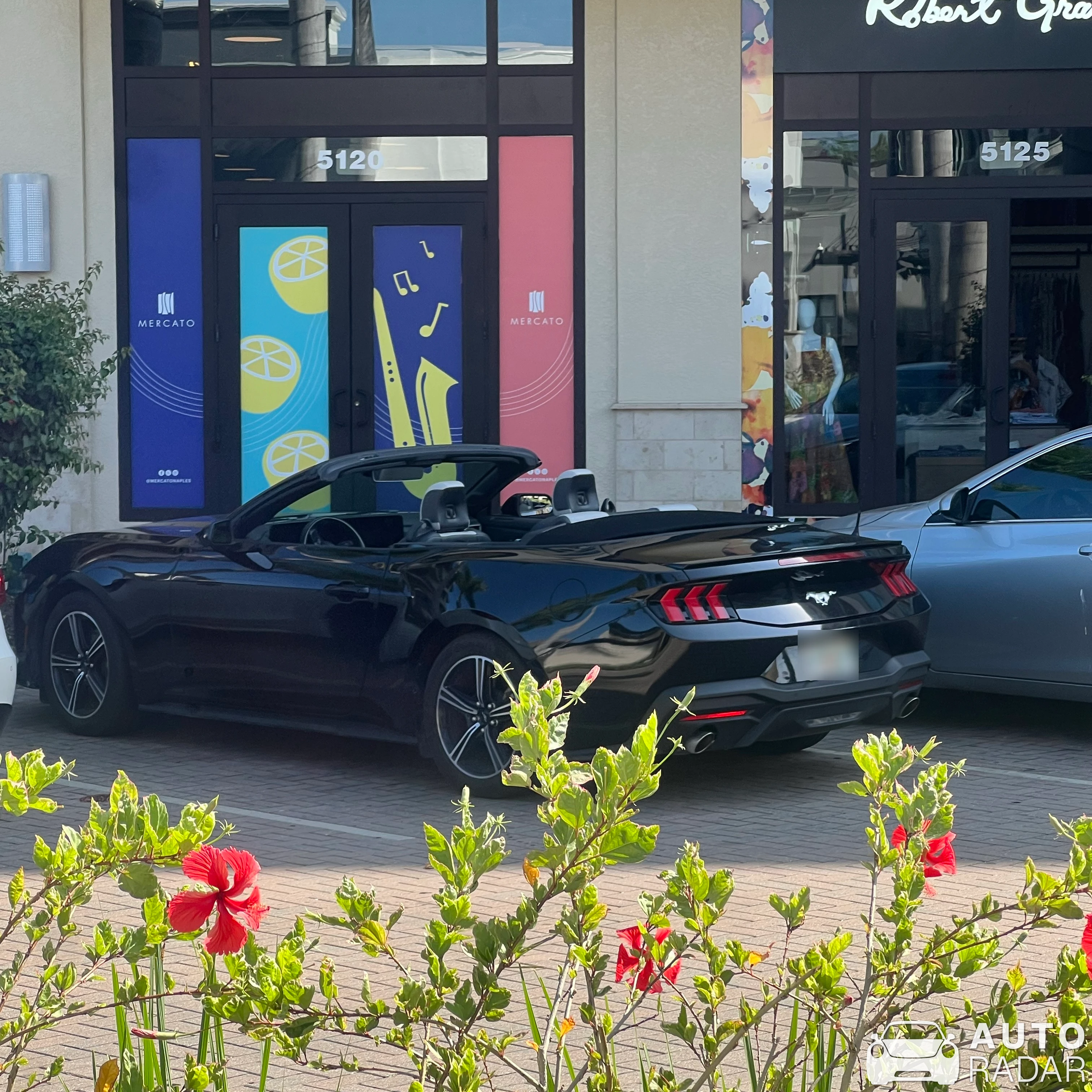 Ford Mustang 2.3 Ecoboost Convertible spotted in Naples