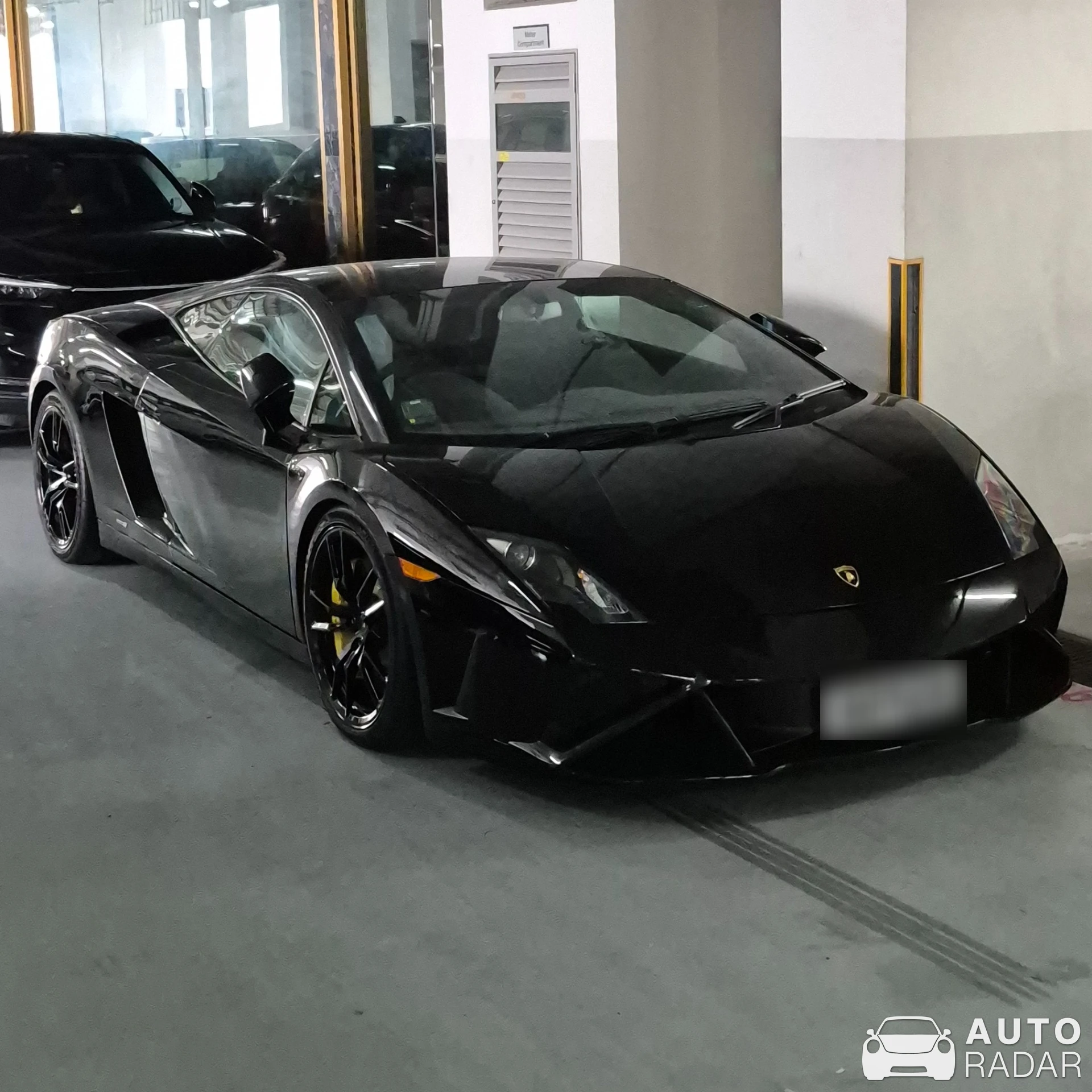 Lamborghini Gallardo LP550-2 spotted in Singapore