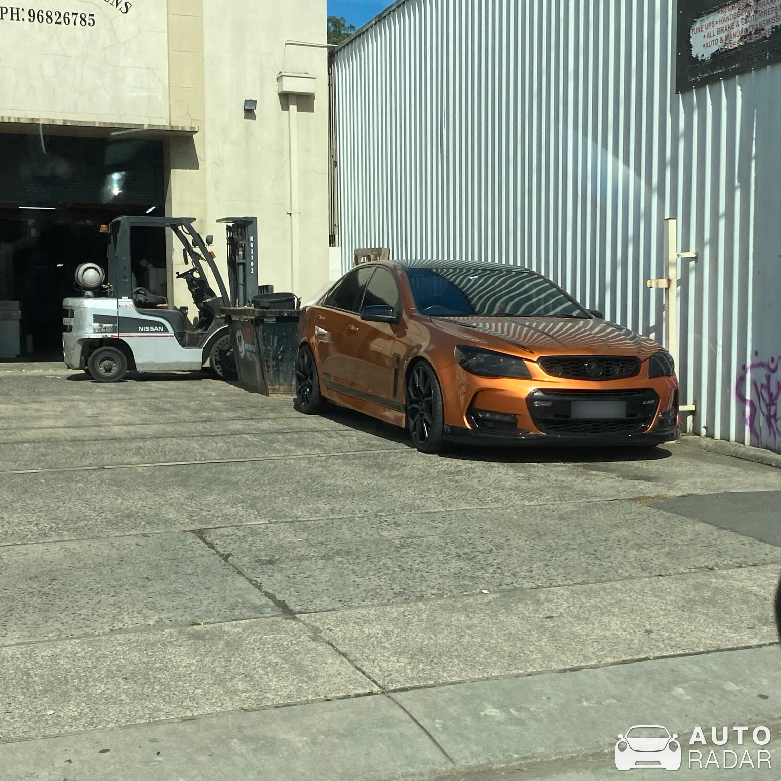 Holden VF Series II Commodore SS spotted in Clyde