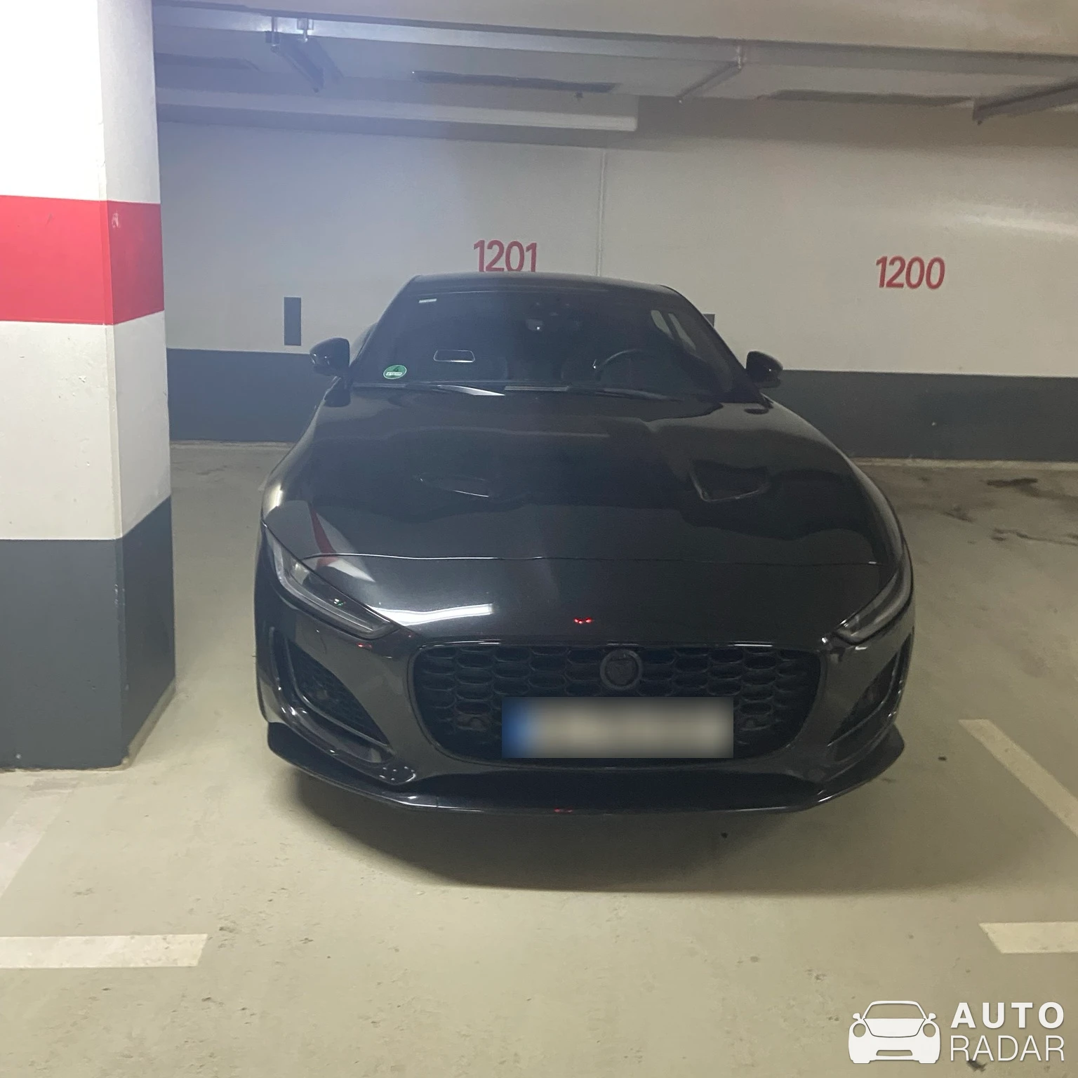 Jaguar F-Type R-Dynamic spotted in Köln