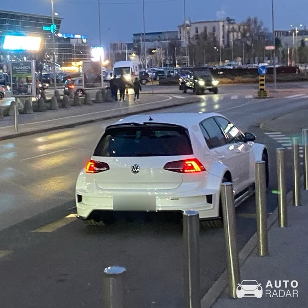 Volkswagen Golf GTI TCR spotted