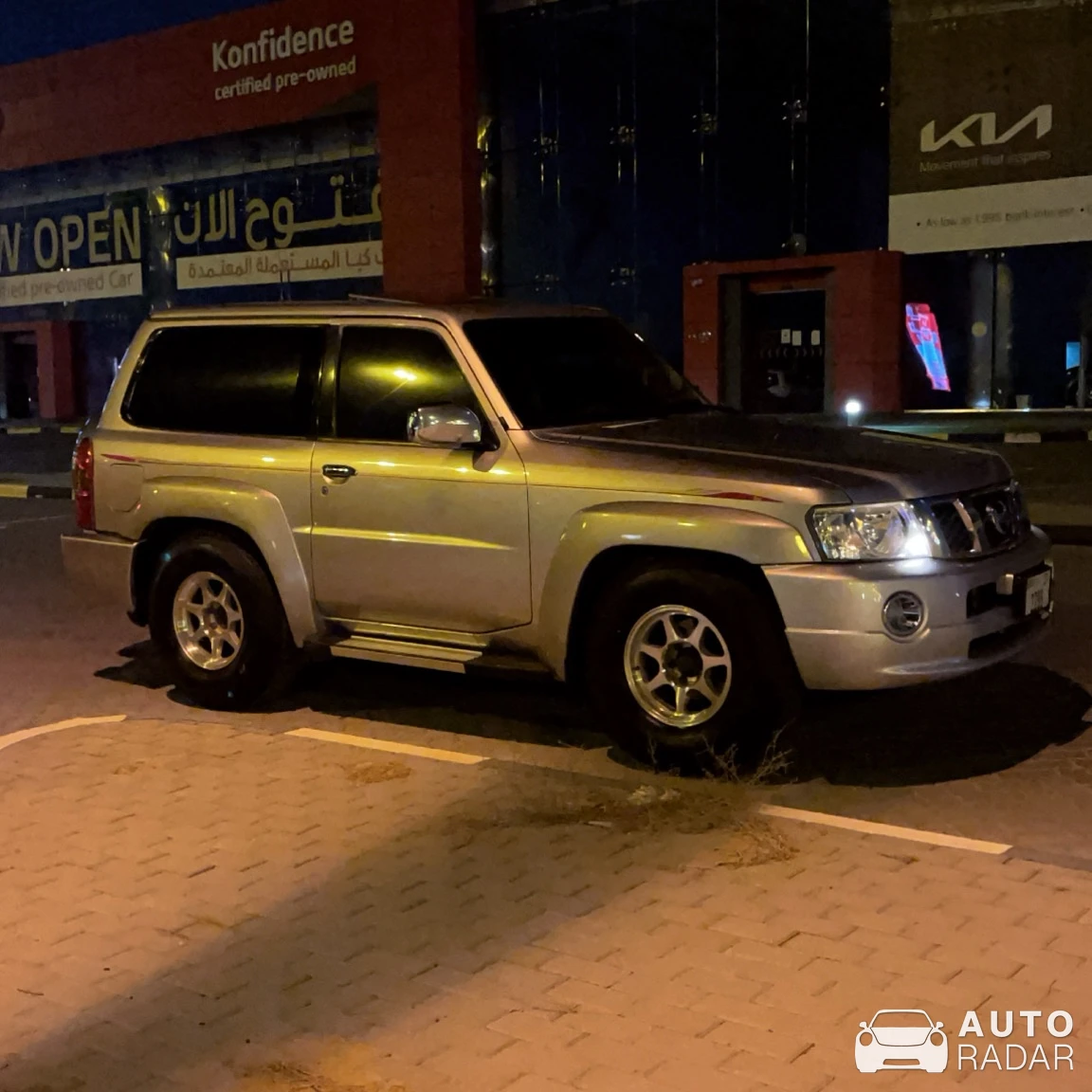 Nissan Patrol V Y61 3-door spotted in الشارقة, الإمارات العربية المتحدة