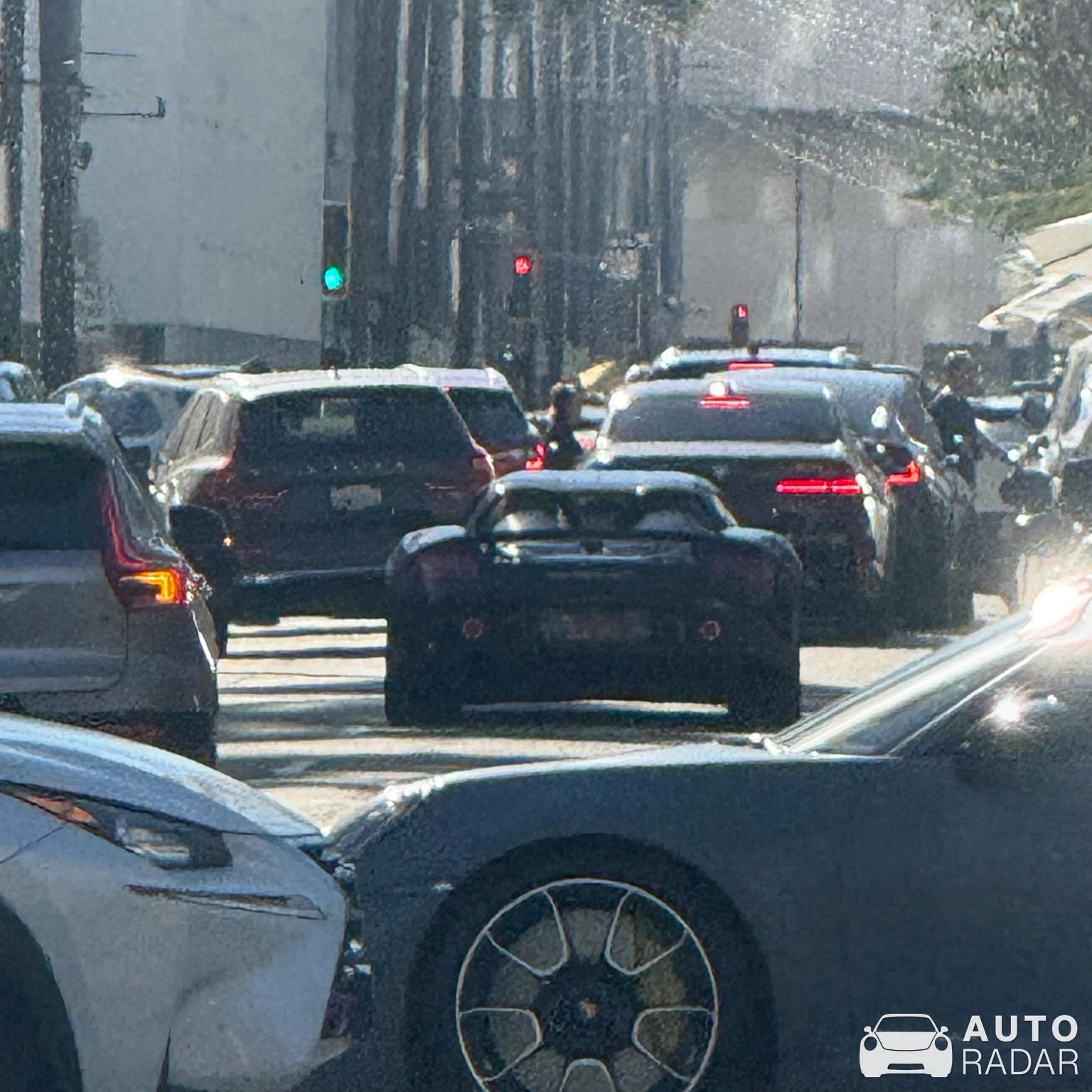 Porsche Carrera GT spotted in Beverly Hills, United States
