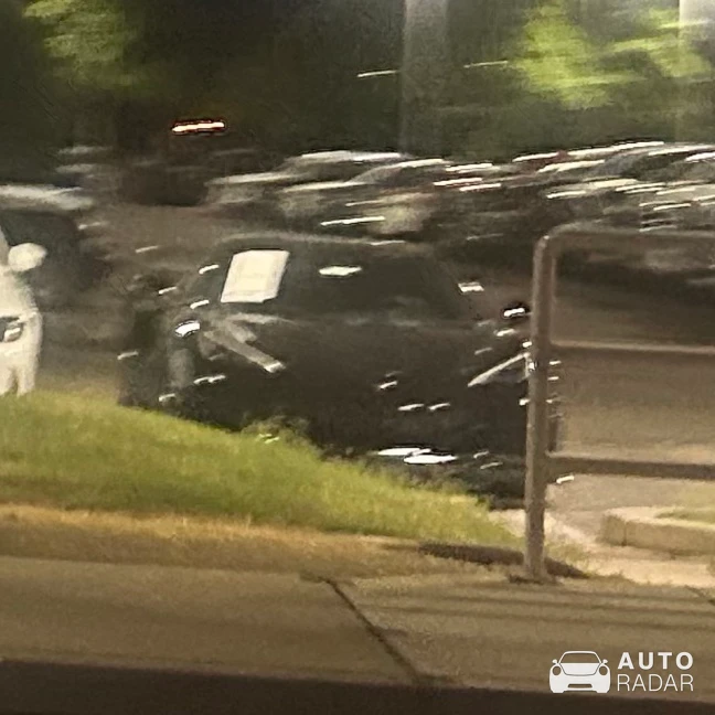 Chevrolet Corvette C8 Stingray spotted in Surprise