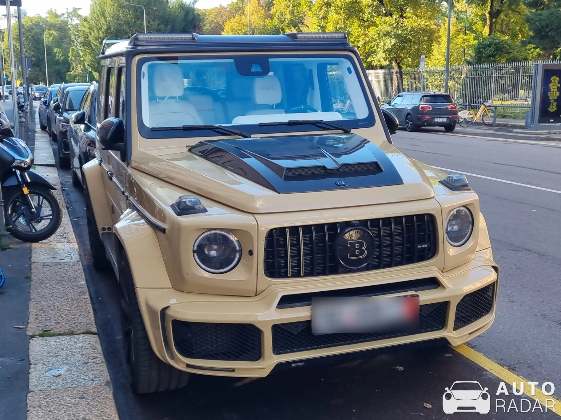 Mercedes-AMG Brabus G 800 spotted in Milano, Italia