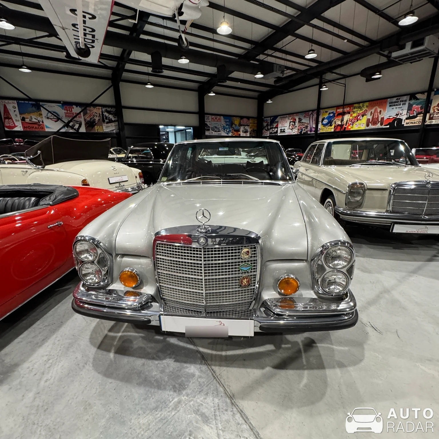 Mercedes-Benz 280 SEL 4.5 spotted in Kapatovo