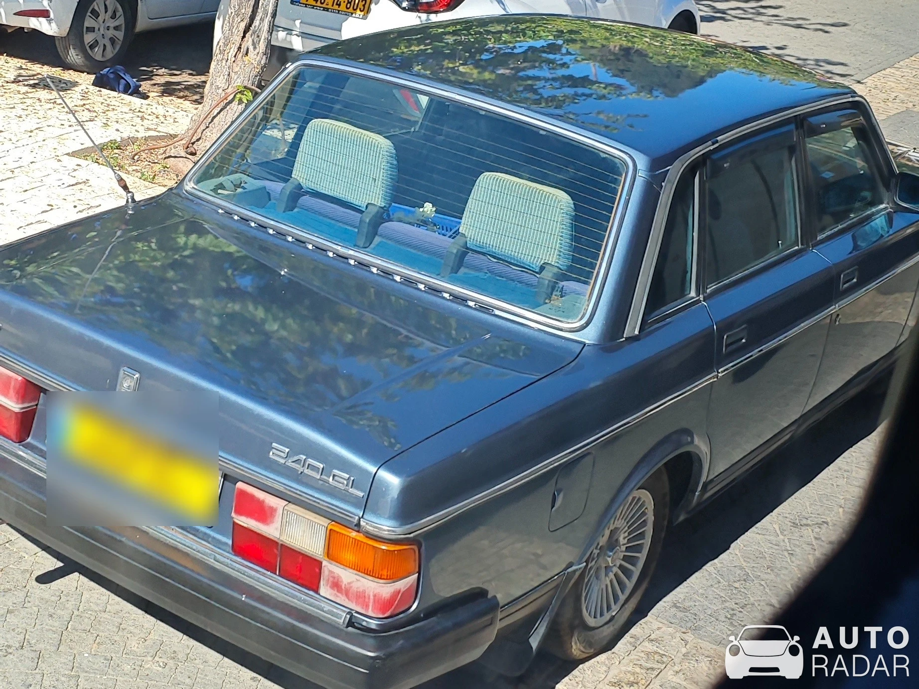 Volvo 240 Turbo spotted in Zichron Ya'akov