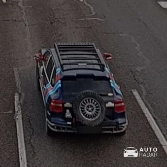 Porsche Cayenne Dakar spotted in Madrid