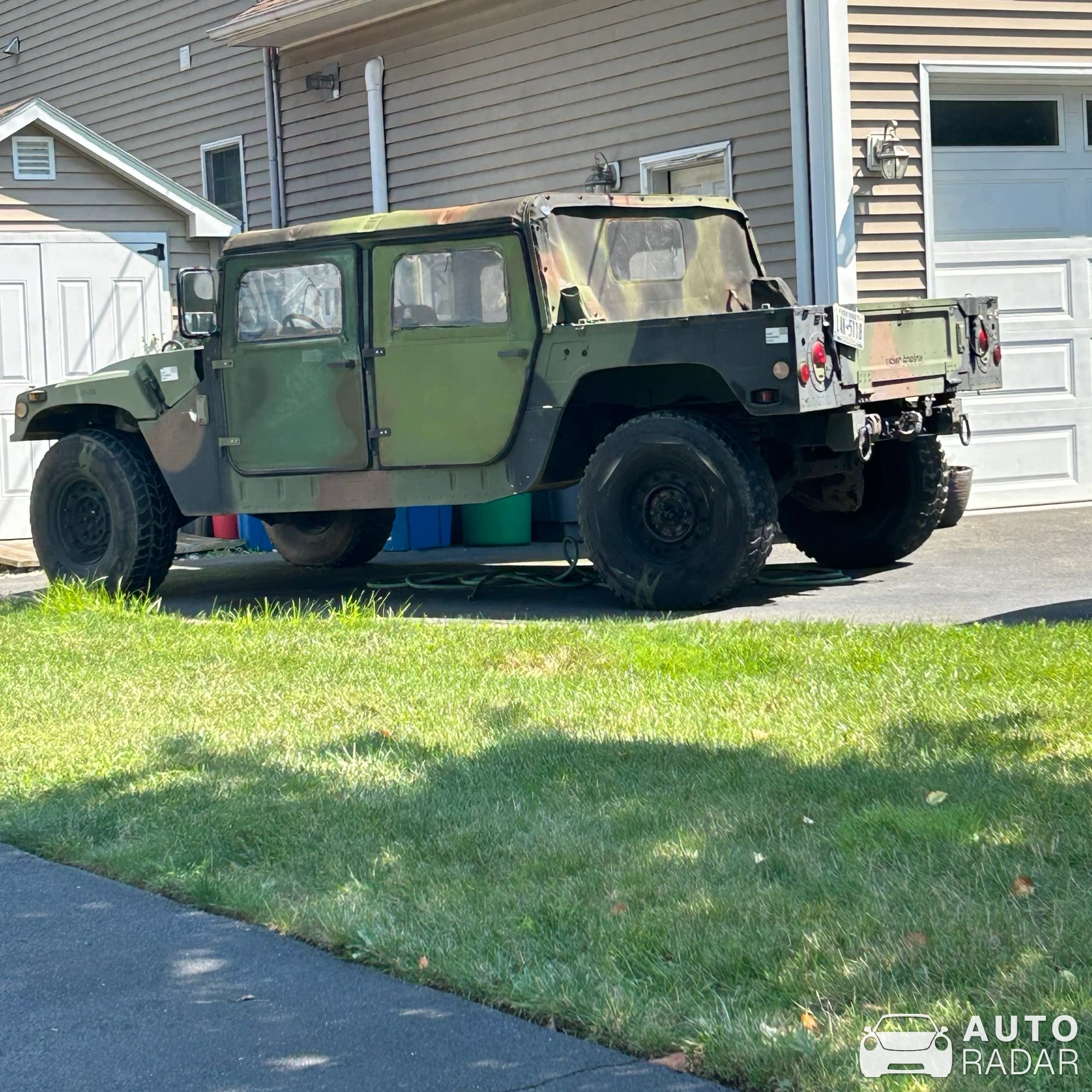 AM General Hummer spotted in Pearl River