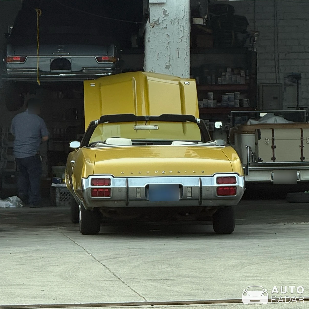 Oldsmobile Cutlass Supreme Convertible spotted in Los Angeles, United States