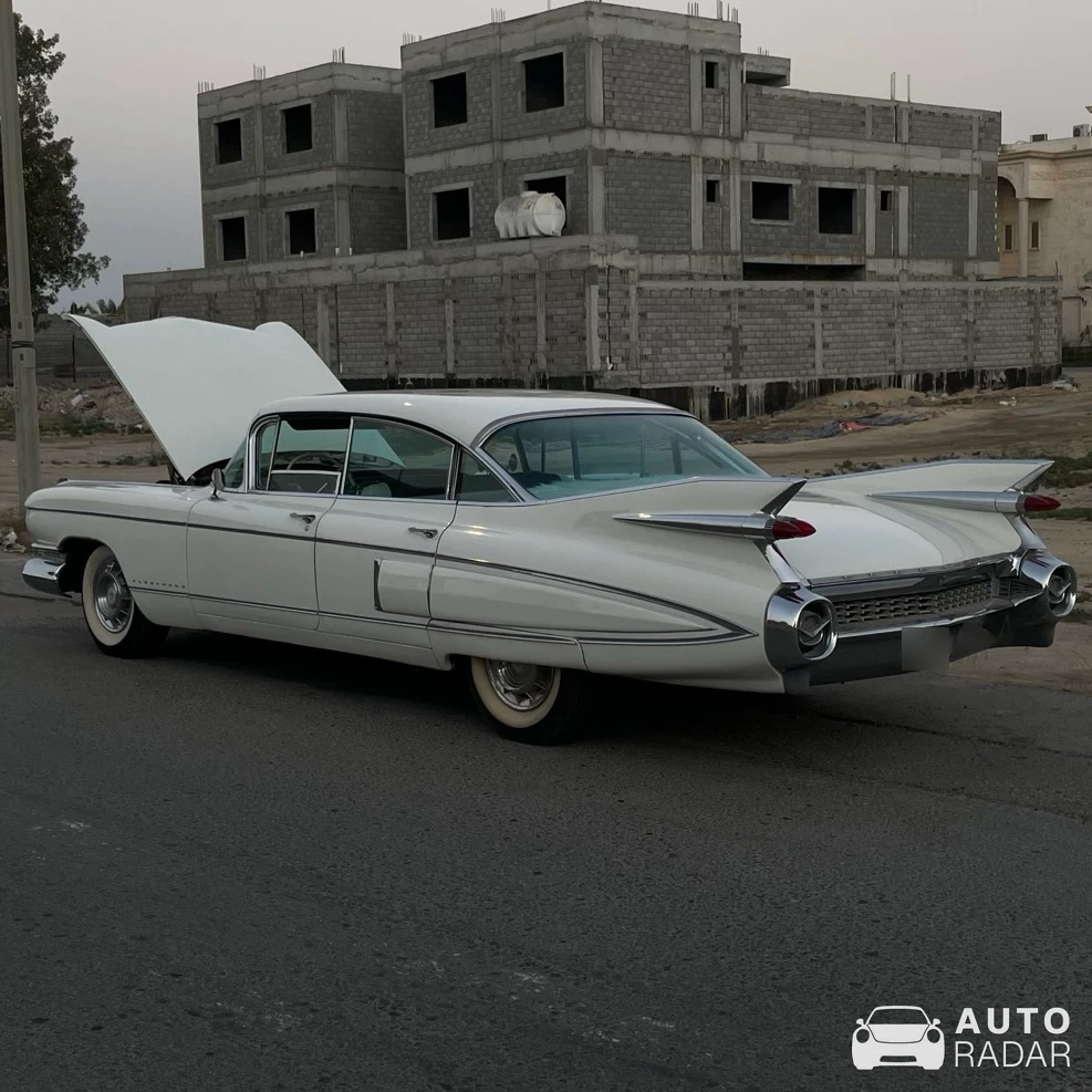 Cadillac Fleetwood Series 60 Special spotted in Tarut