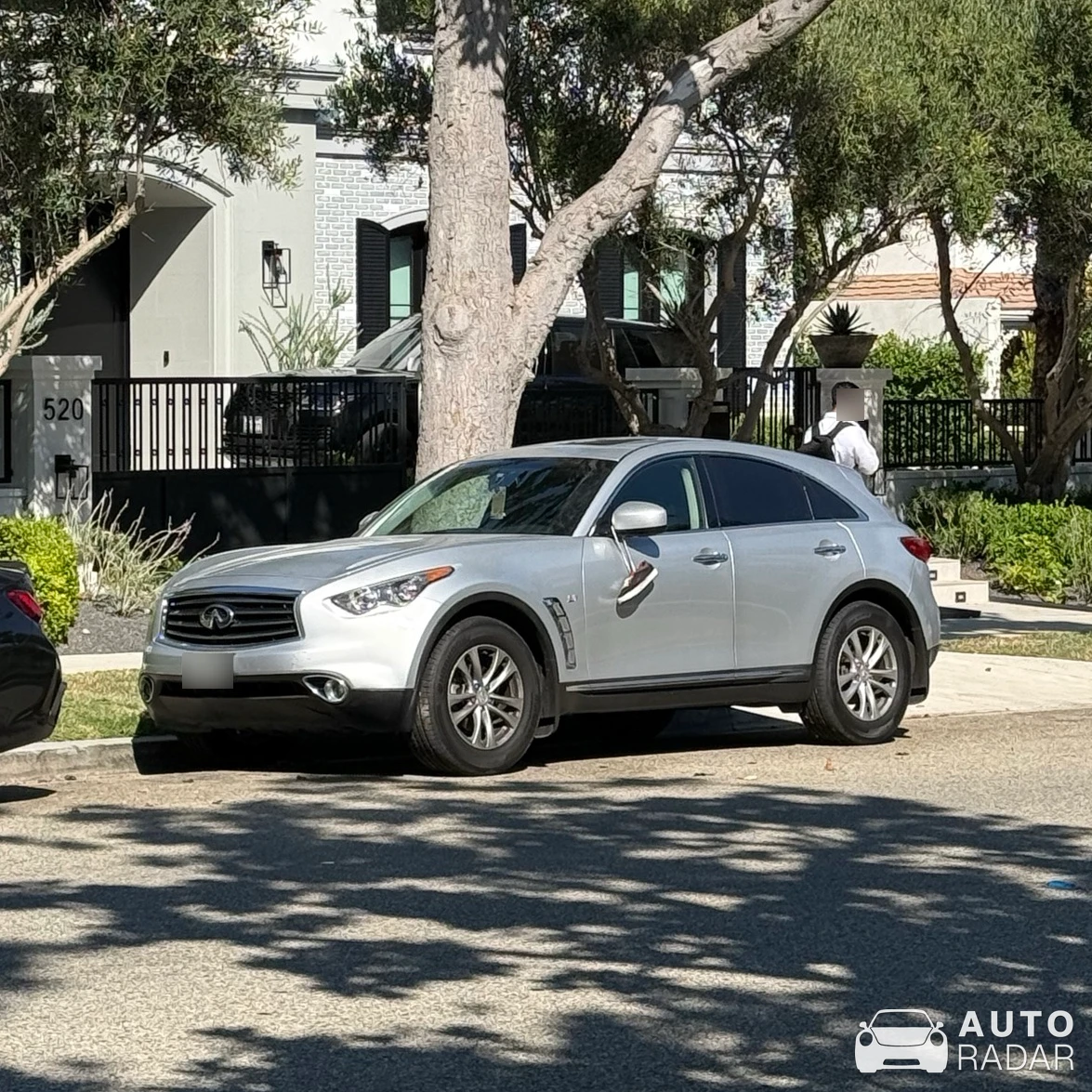 Infiniti QX70 spotted in Beverly Hills