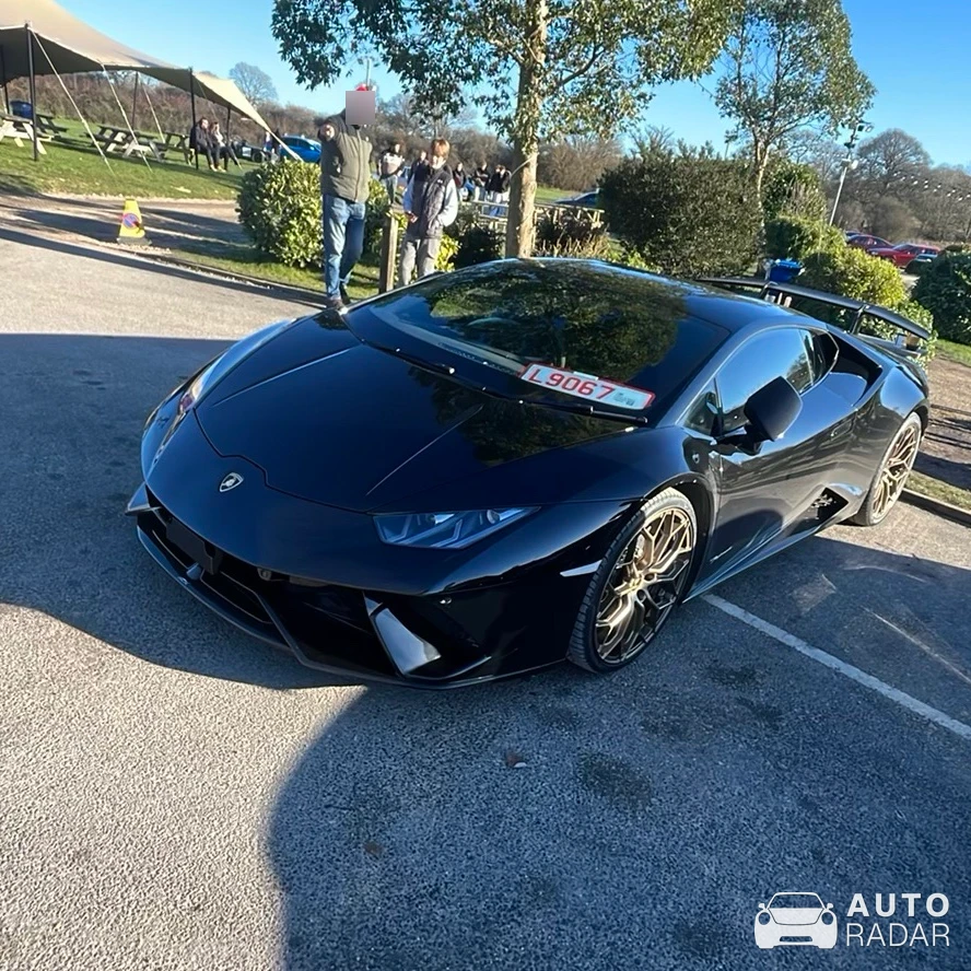 Lamborghini Huracán LP640-4 Performante spotted in Hampshire, United Kingdom