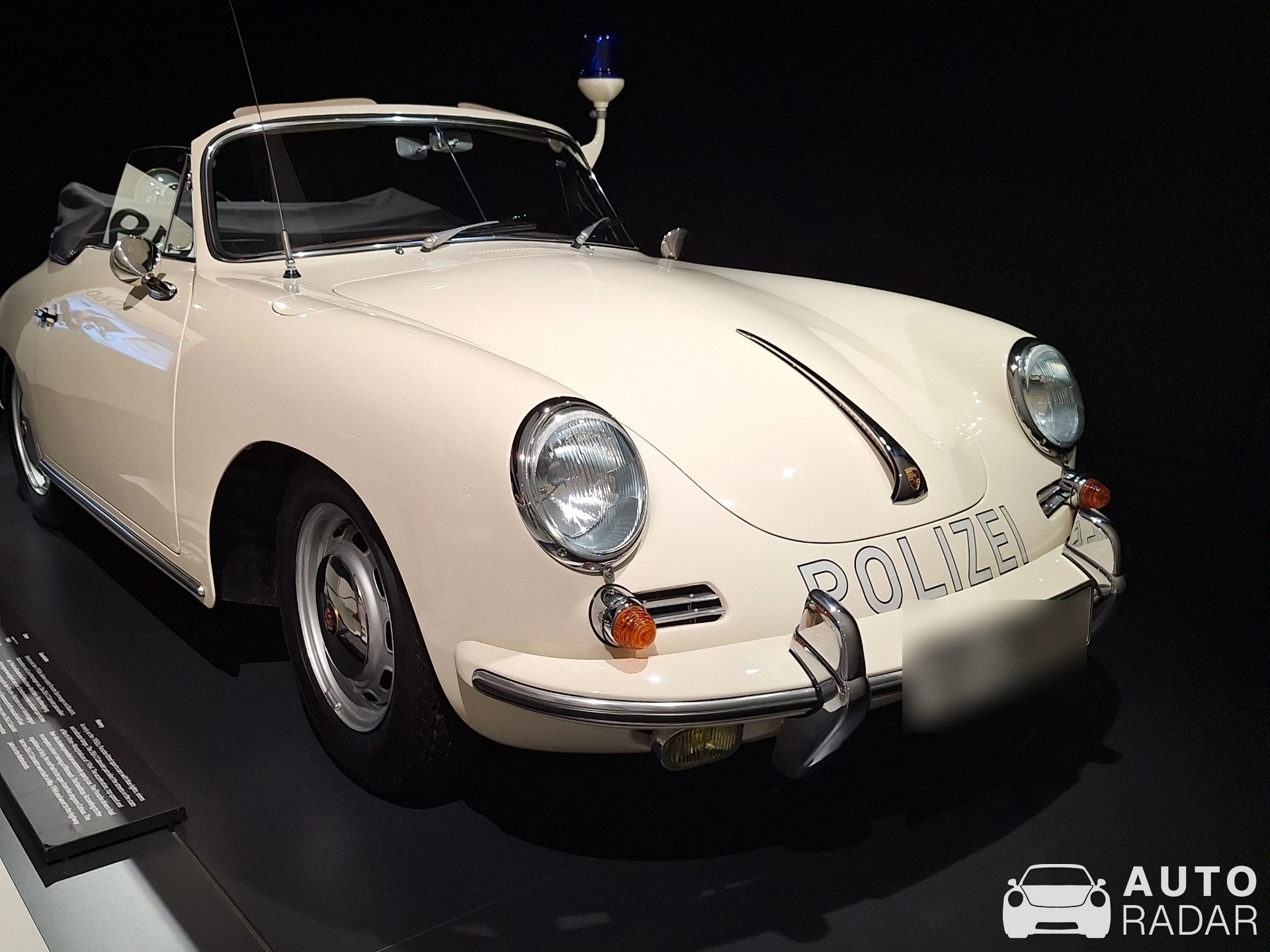 Porsche 356 C Cabriolet Polizei spotted in Stuttgart