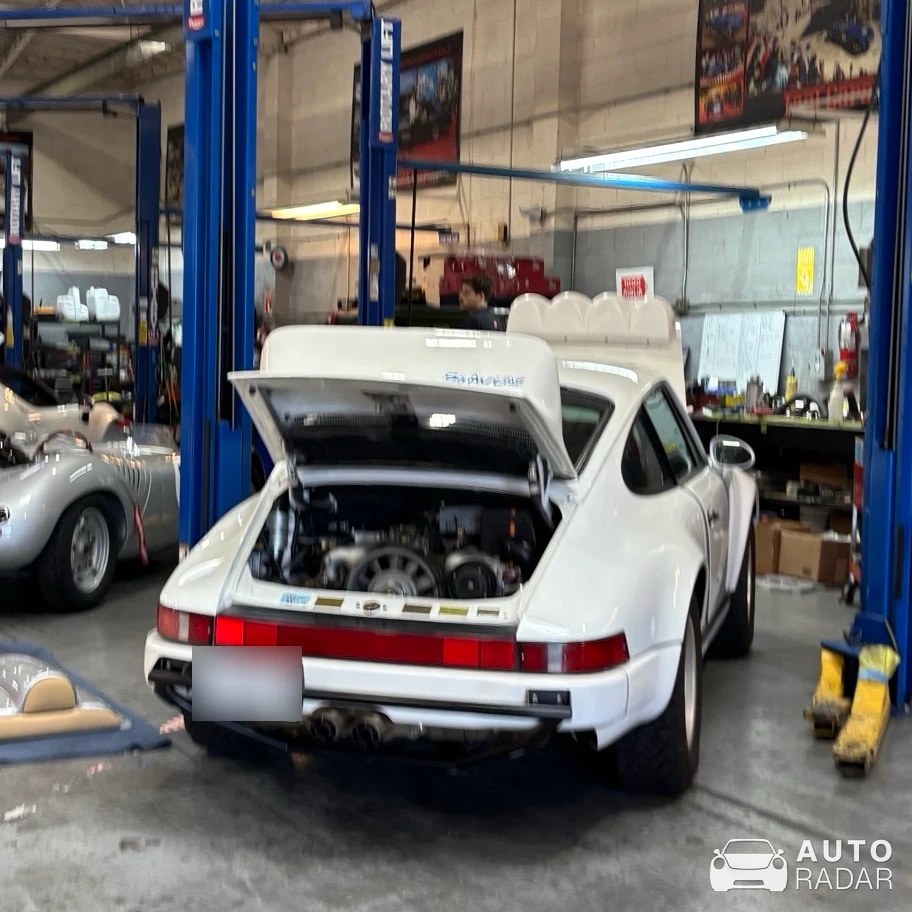 Porsche 911 SC/RS spotted in Redondo Beach