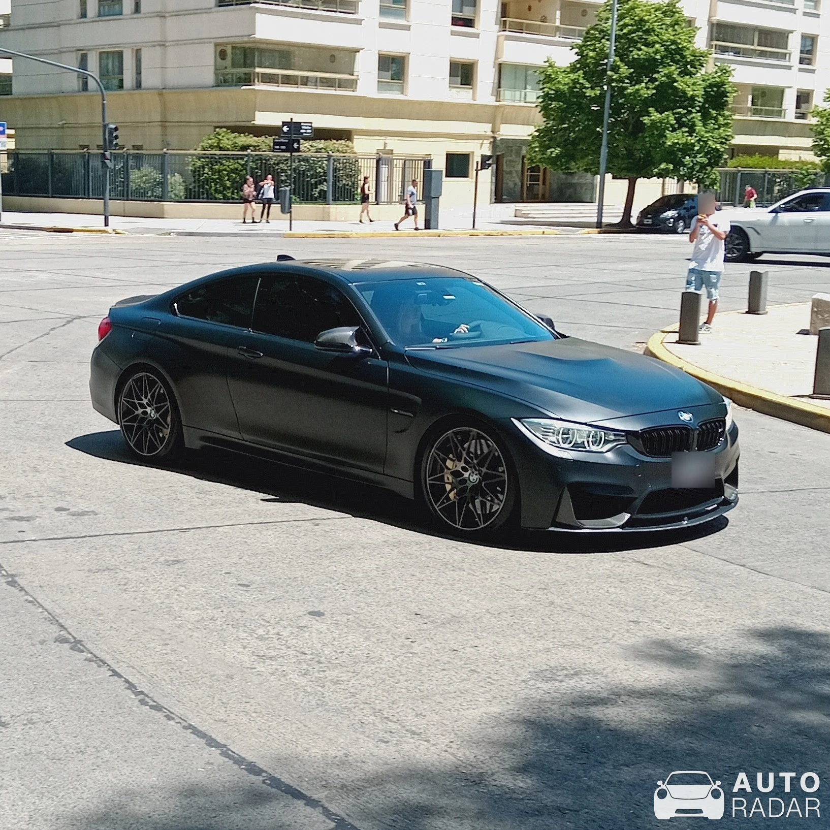 BMW M4 F82 Coupé spotted in Buenos Aires, Argentina