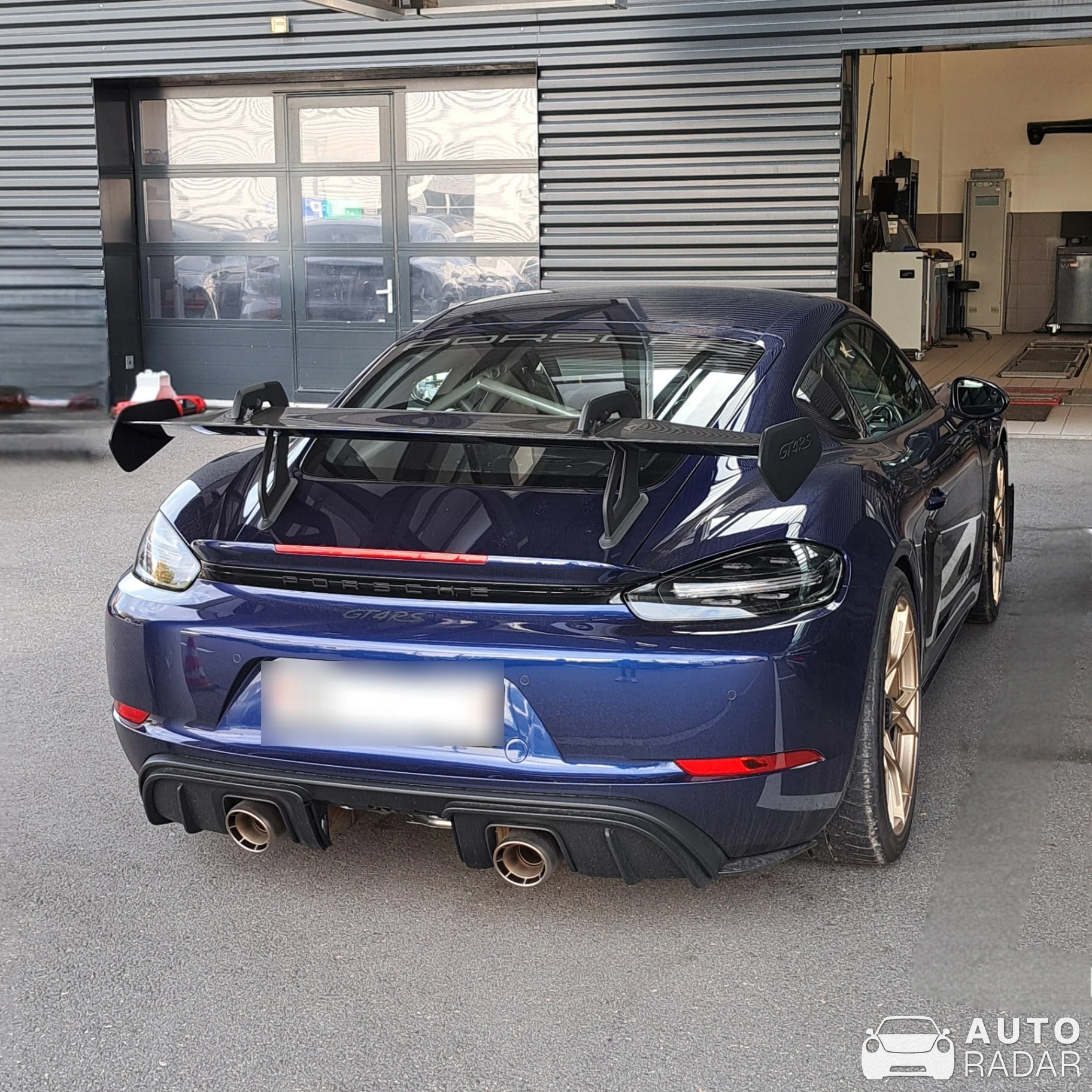 Porsche 718 Cayman GT4 RS spotted in Crissier, Switzerland
