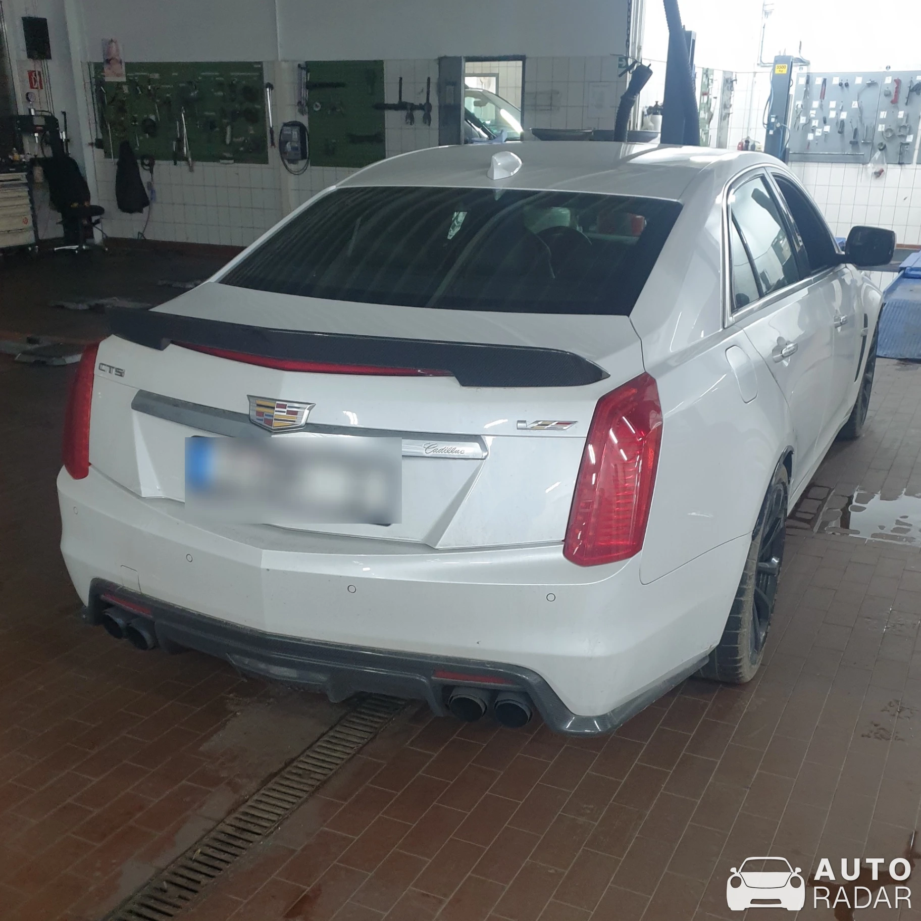 Cadillac CTS-V 2015 Hennessey HPE800 spotted in Zwickau, Germany