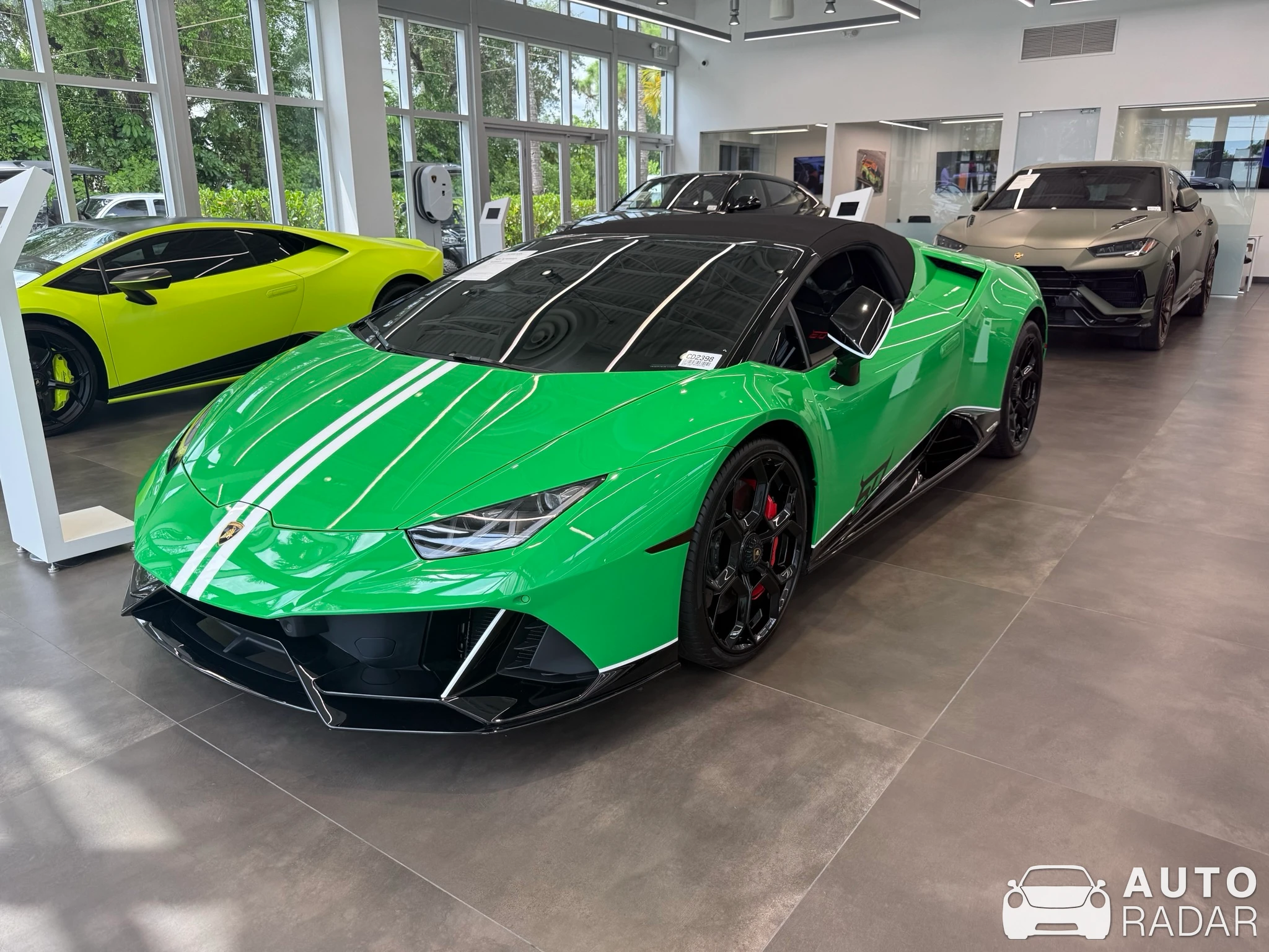 Lamborghini Huracán LP640-4 EVO Spyder 60th Anniversary spotted in North Miami Beach
