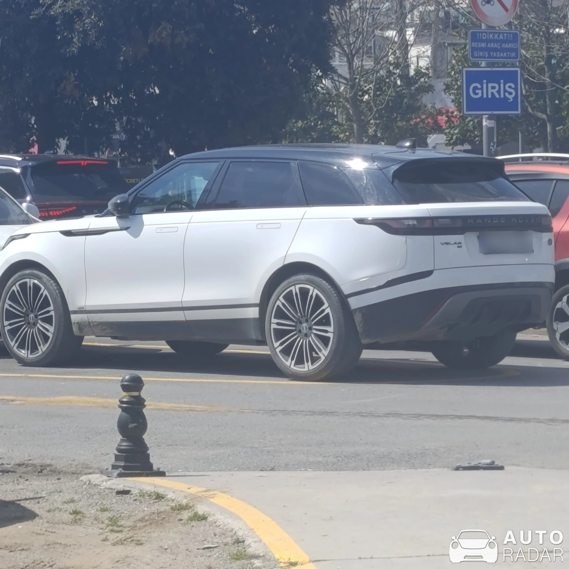 Land Rover Velar spotted in Pendik