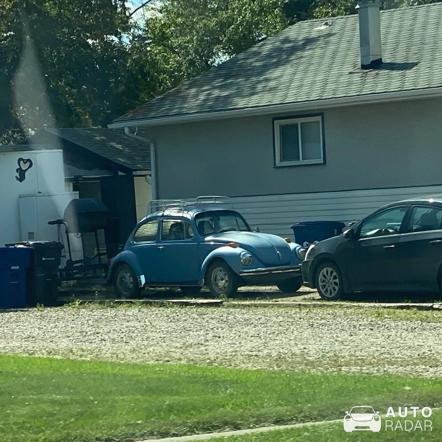 Volkswagen Beetle spotted in Saskatoon