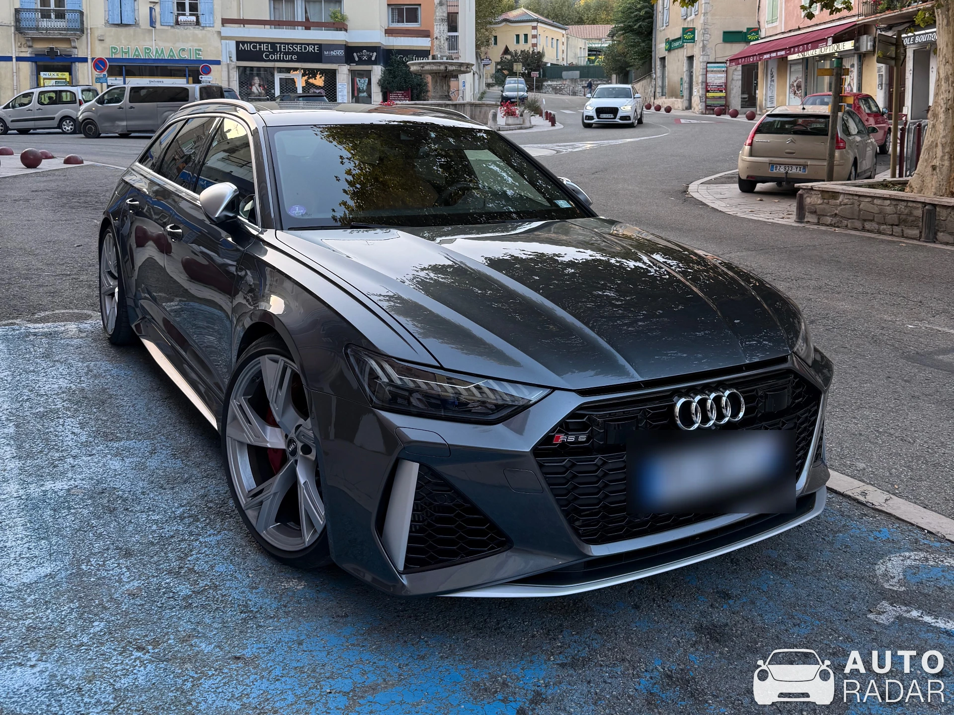 Audi RS6 Avant C7 spotted in Anduze, France